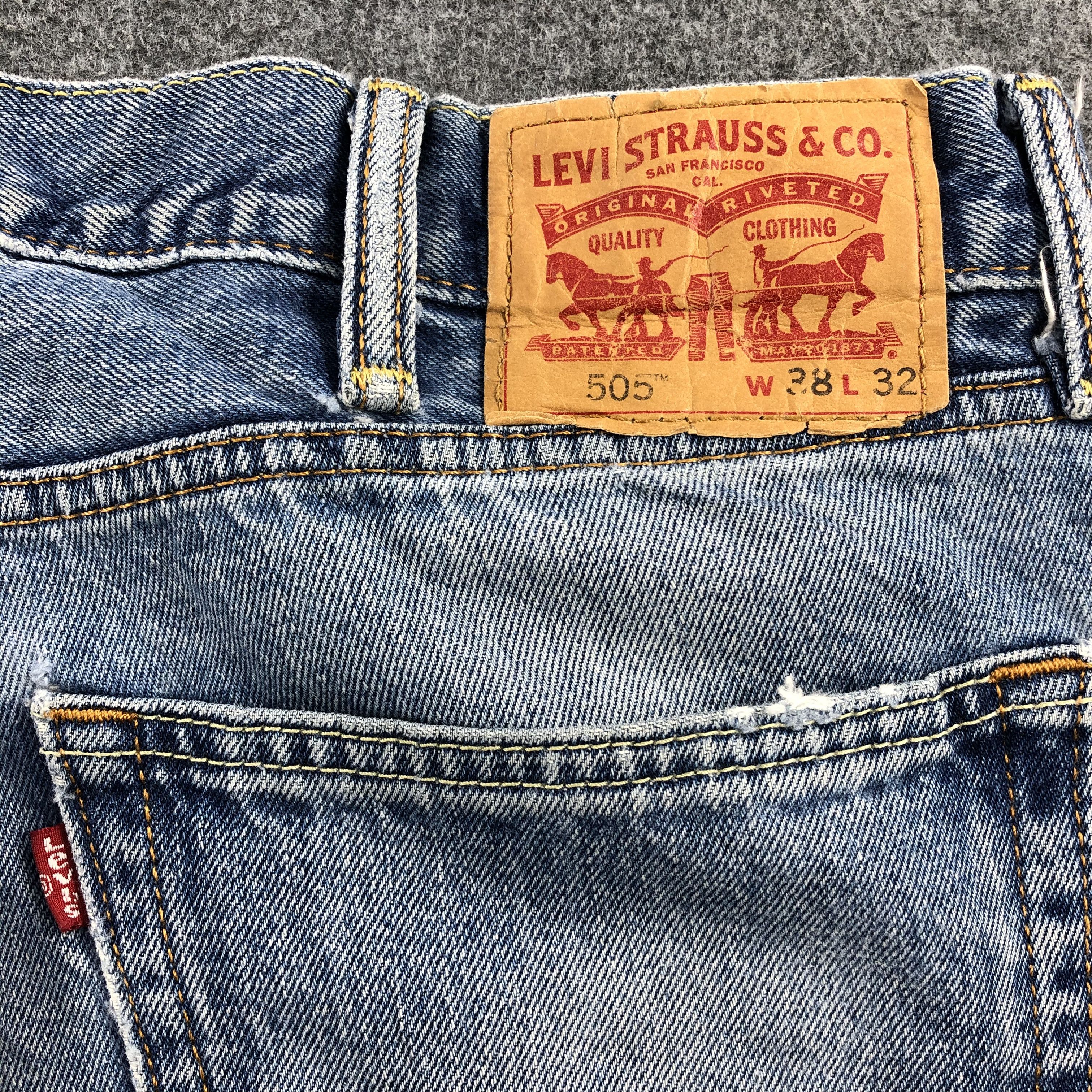 Levi's × Vintage Vintage Mid Wash Levis 505 Jeans-JM1120 Size US 40 / EU 56 - 5 Thumbnail