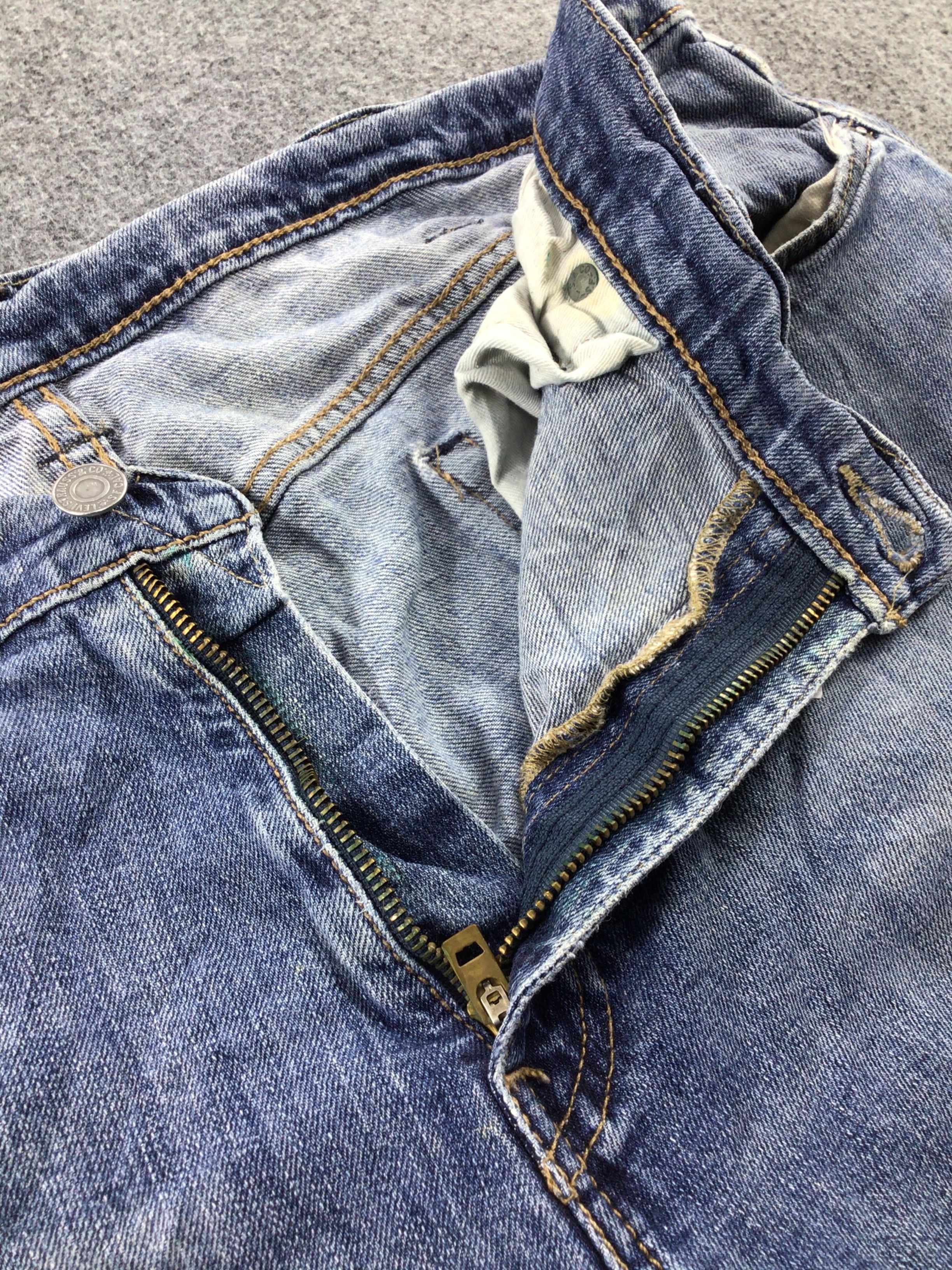 Levi's Vintage Levis 514 Jeans-JM569 Size US 37 - 6 Thumbnail