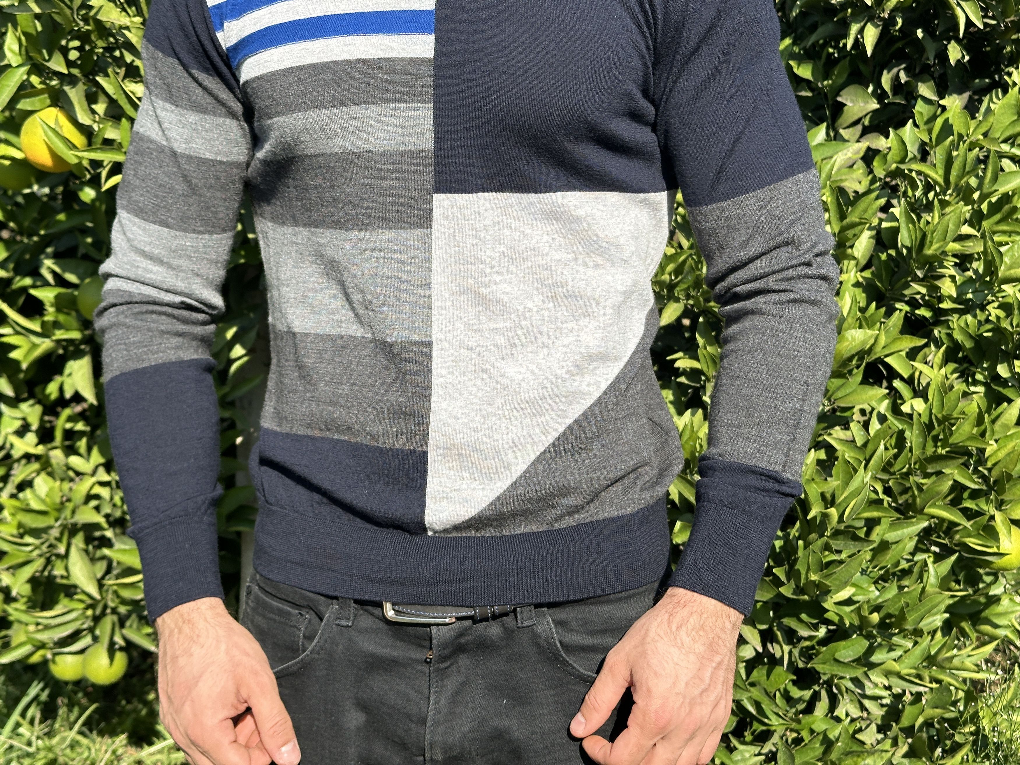 Dior Dior Geometrical Striped Light Pullover CrewNeck Size M Size US M / EU 48-50 / 2 - 6 Thumbnail