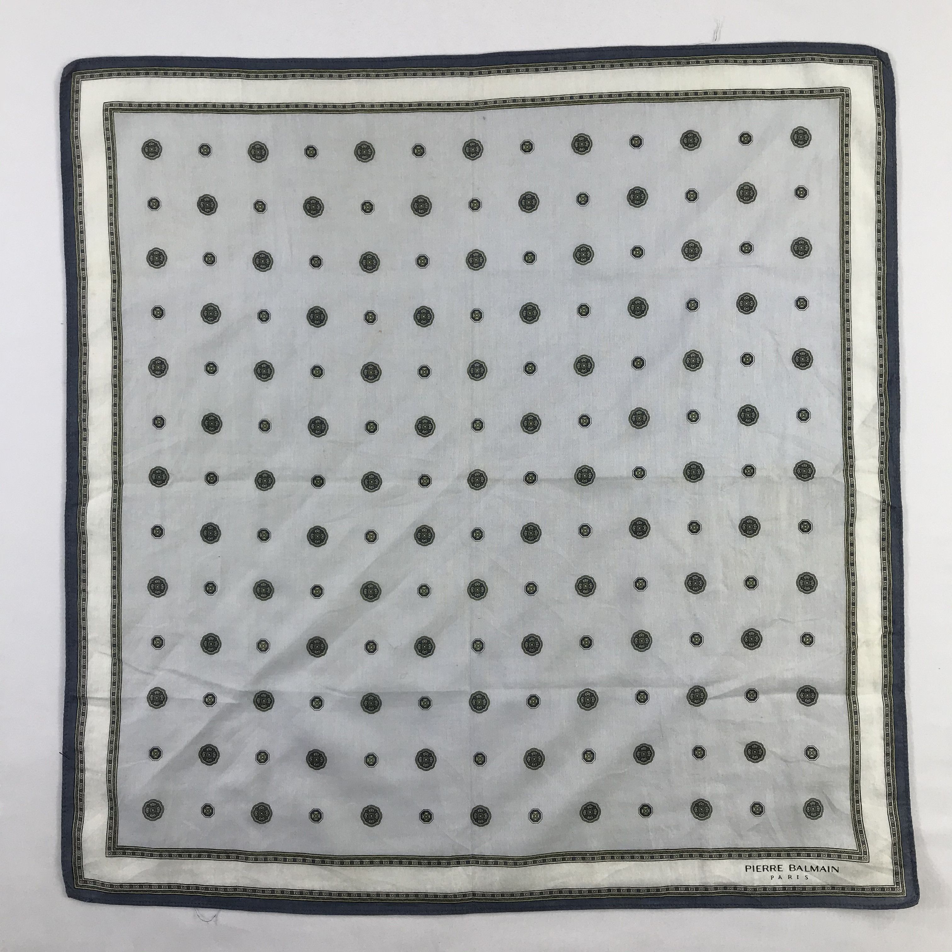 Pierre Balmain × Vintage Pierre Balmain Bandana / Handkerchief / Neckerchief - S892 Size ONE SIZE - 1 Thumbnail