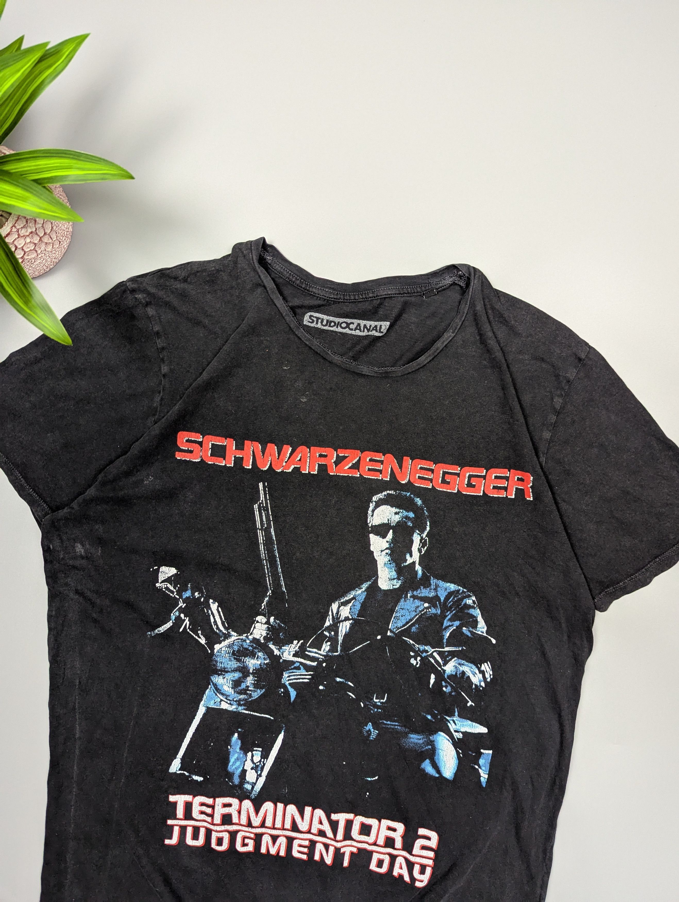 Other Vintage Terminator 2 Judgment Day T-Shirt StudioCanal Size US M / EU 48-50 / 2 - 4 Thumbnail