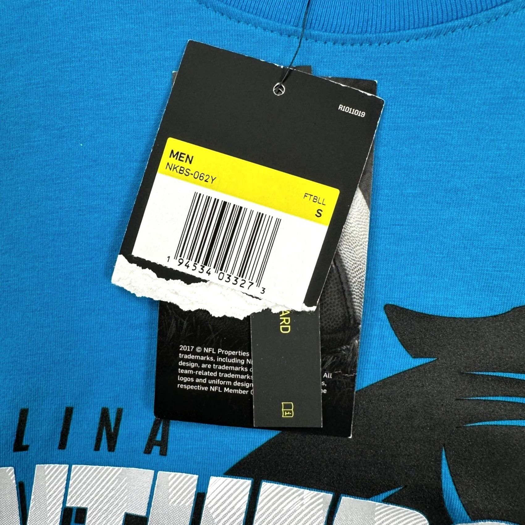 Vintage VINTAGE Carolina Panthers T-Shirt Mens Small Blue Black Short Sleeve The Nike Tee NEW Size US S / EU 44-46 / 1 - 5 Thumbnail