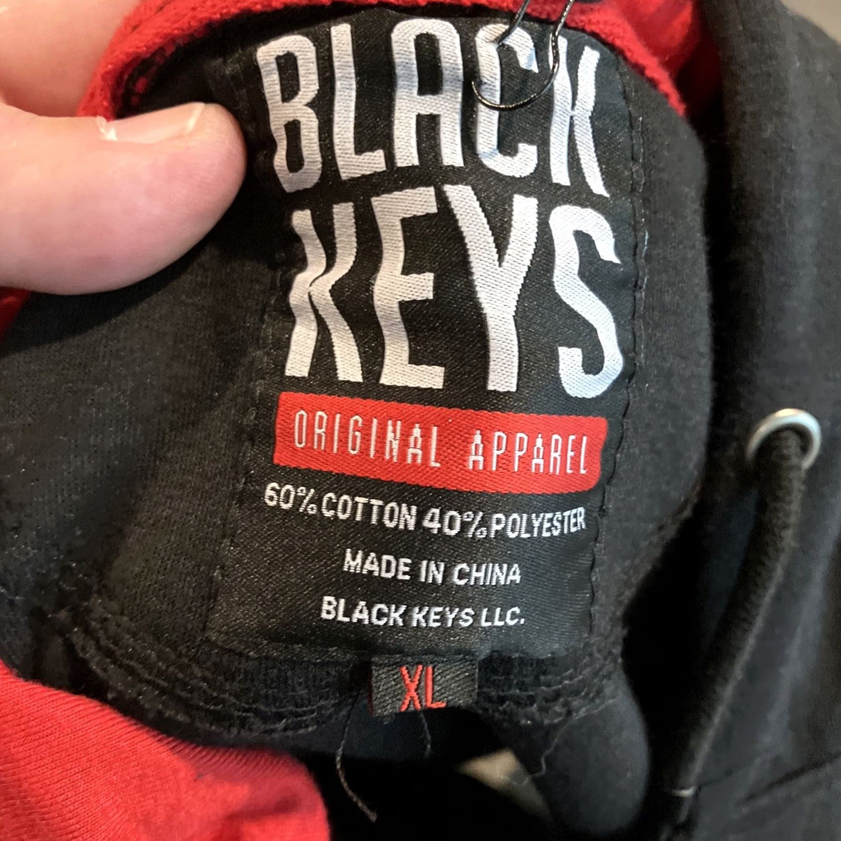Logo 7 Black Keys Hoodie XL Black Logo Pullover Hooded Mens Rare NWOT Graphics Size US XL / EU 56 / 4 - 6 Thumbnail