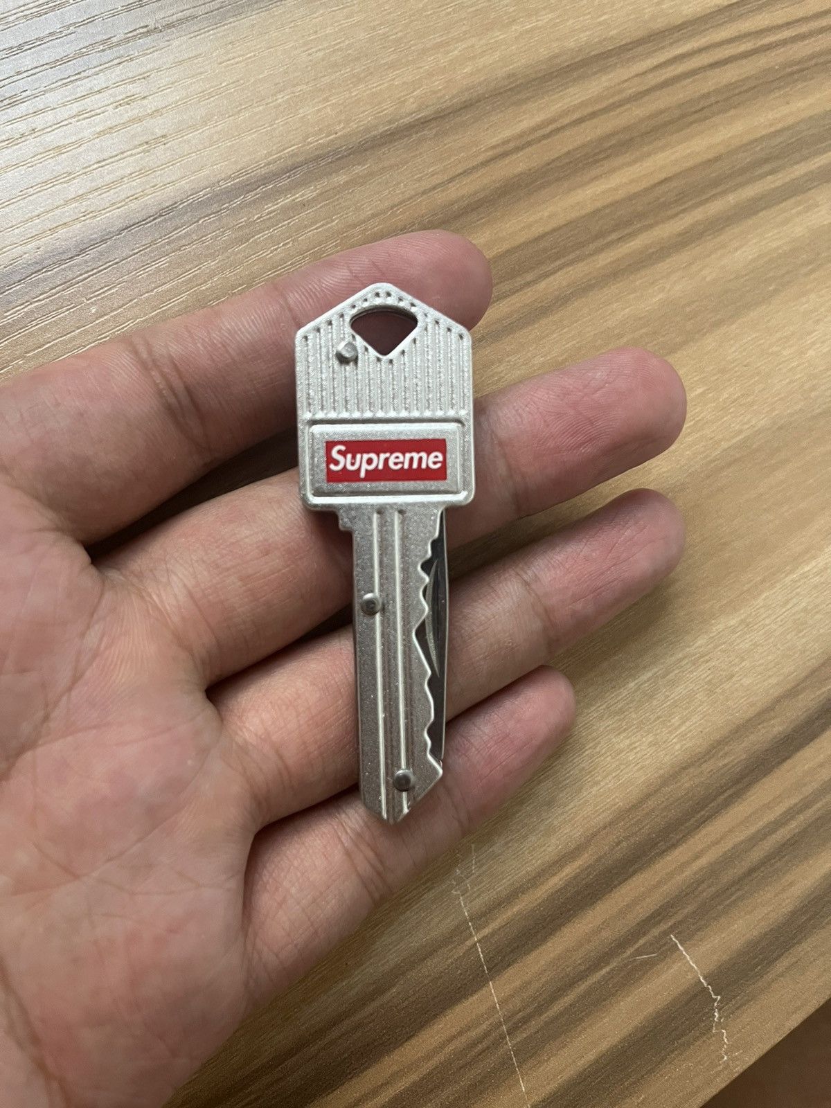 Supreme Supreme key knife | Grailed