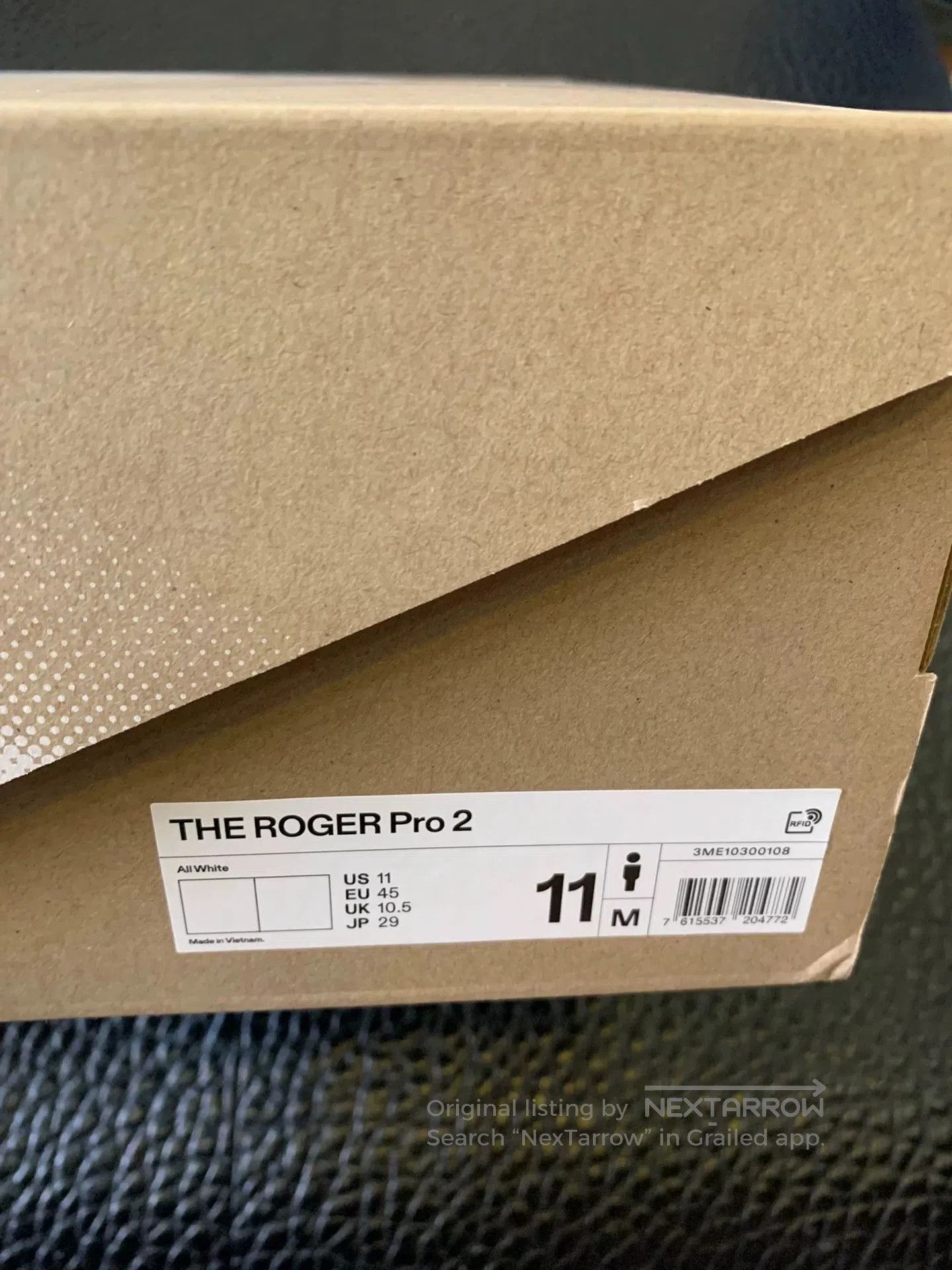 On THE ROGER PRO 2 Tennis Shoes. Size US 11 / EU 44 - 7 Thumbnail