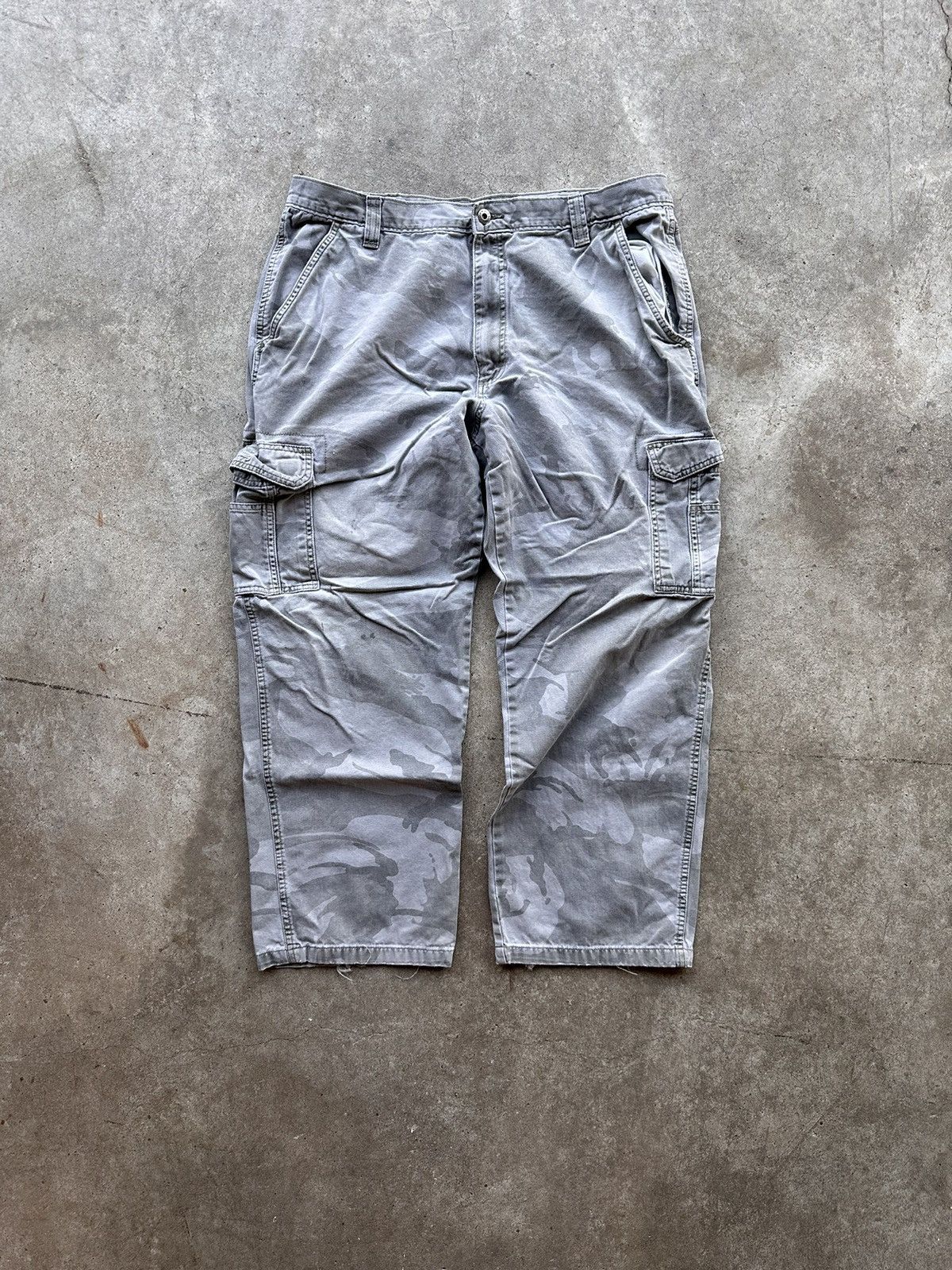 Vintage × Wrangler Y2K Wrangler Camo Cargo Pants Size US 38 / EU 54 - 1 Thumbnail