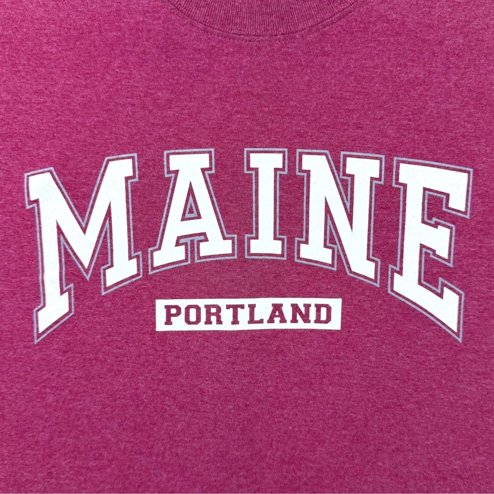 Gildan Maine "Portland" USA Souvenir Graphic Red Cotton T-Shirt XL Men Size US XL / EU 56 / 4 - 2 Thumbnail