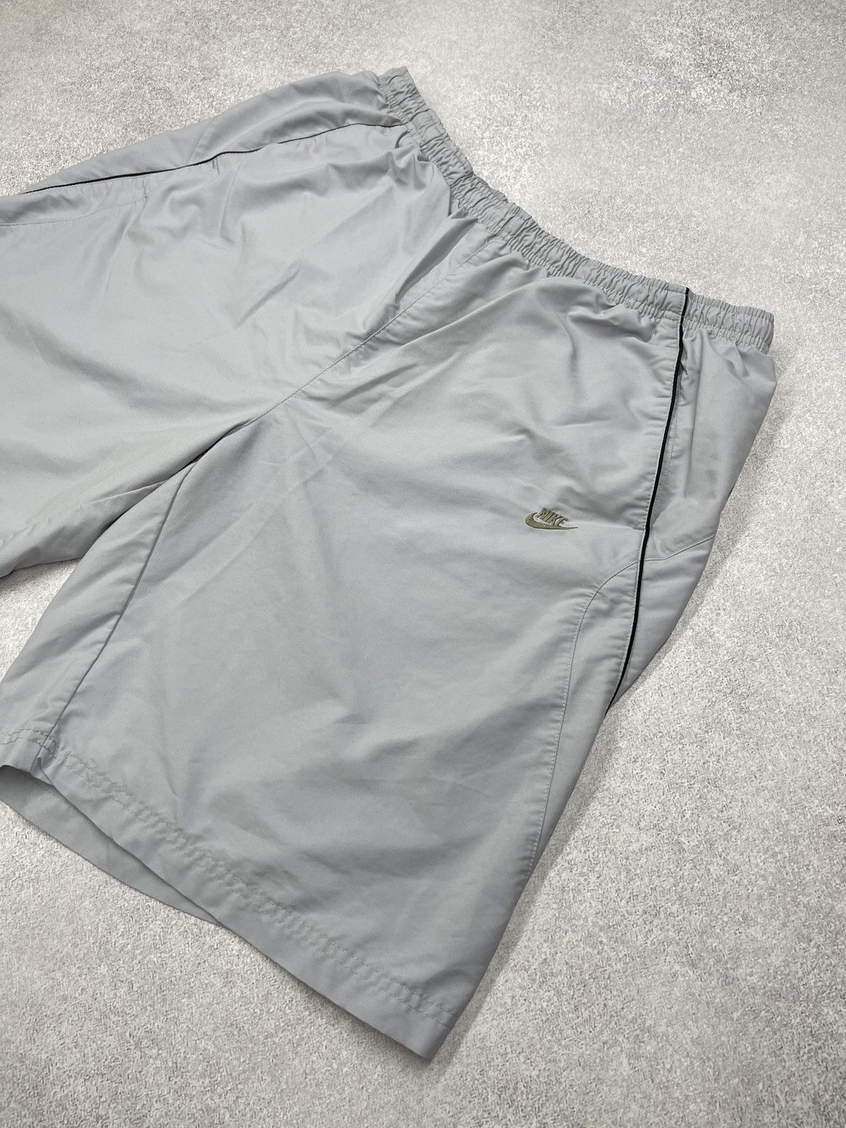 Nike Vintage Nike Sportswear Shorts Grey Drill Y2K ACG TN Size US 38 / EU 54 - 4 Thumbnail