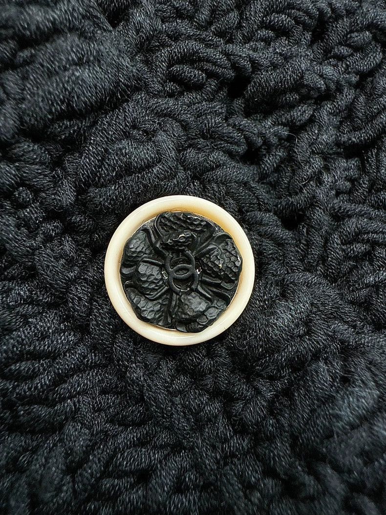 Chanel Chanel Black and White Knit Cardigan Jacket Size M / US 6-8 / IT 42-44 - 4 Thumbnail