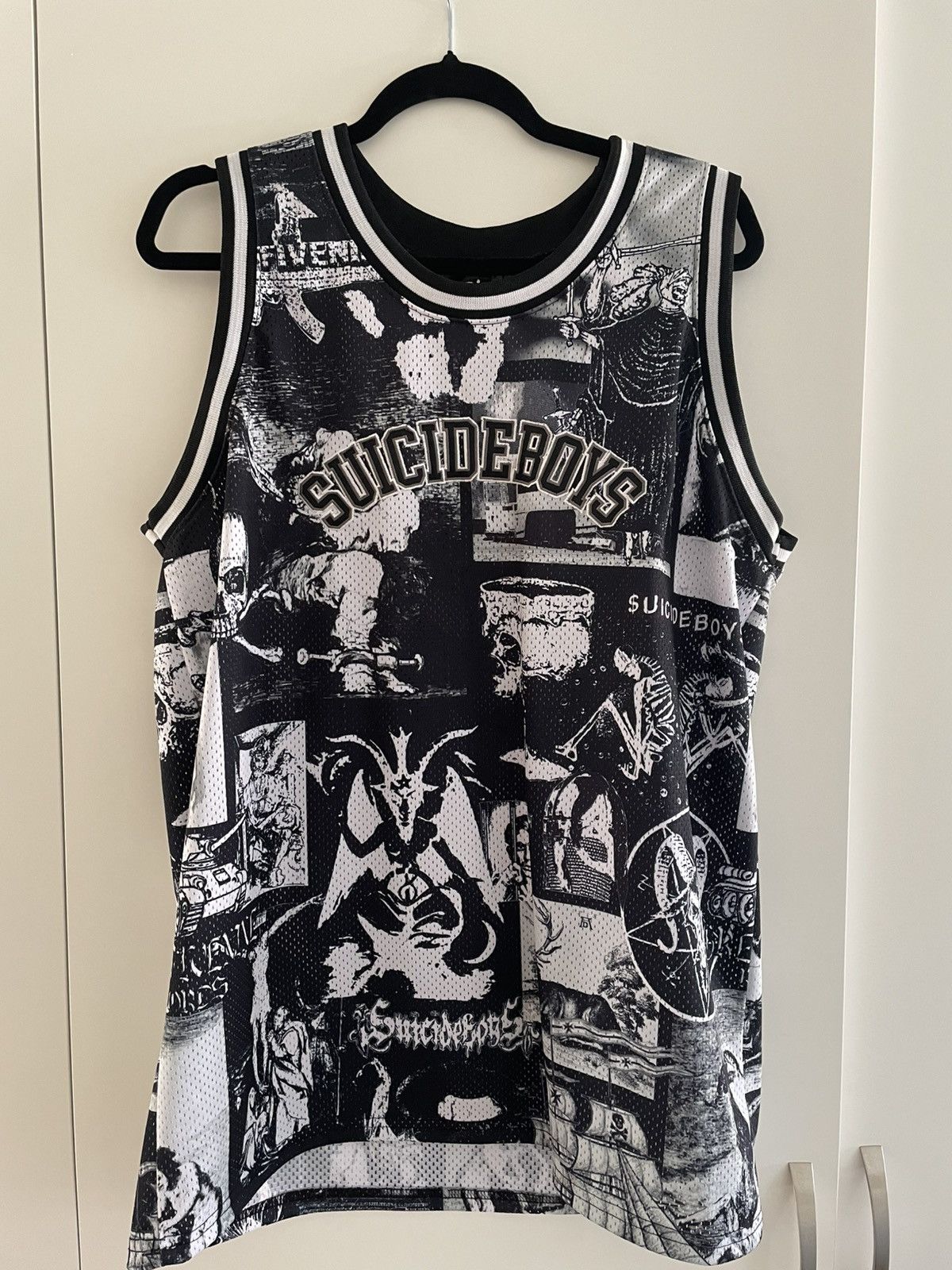 Other $uicideboy$ Basketball Jersey - Large Size US L / EU 52-54 / 3 - 1 Thumbnail