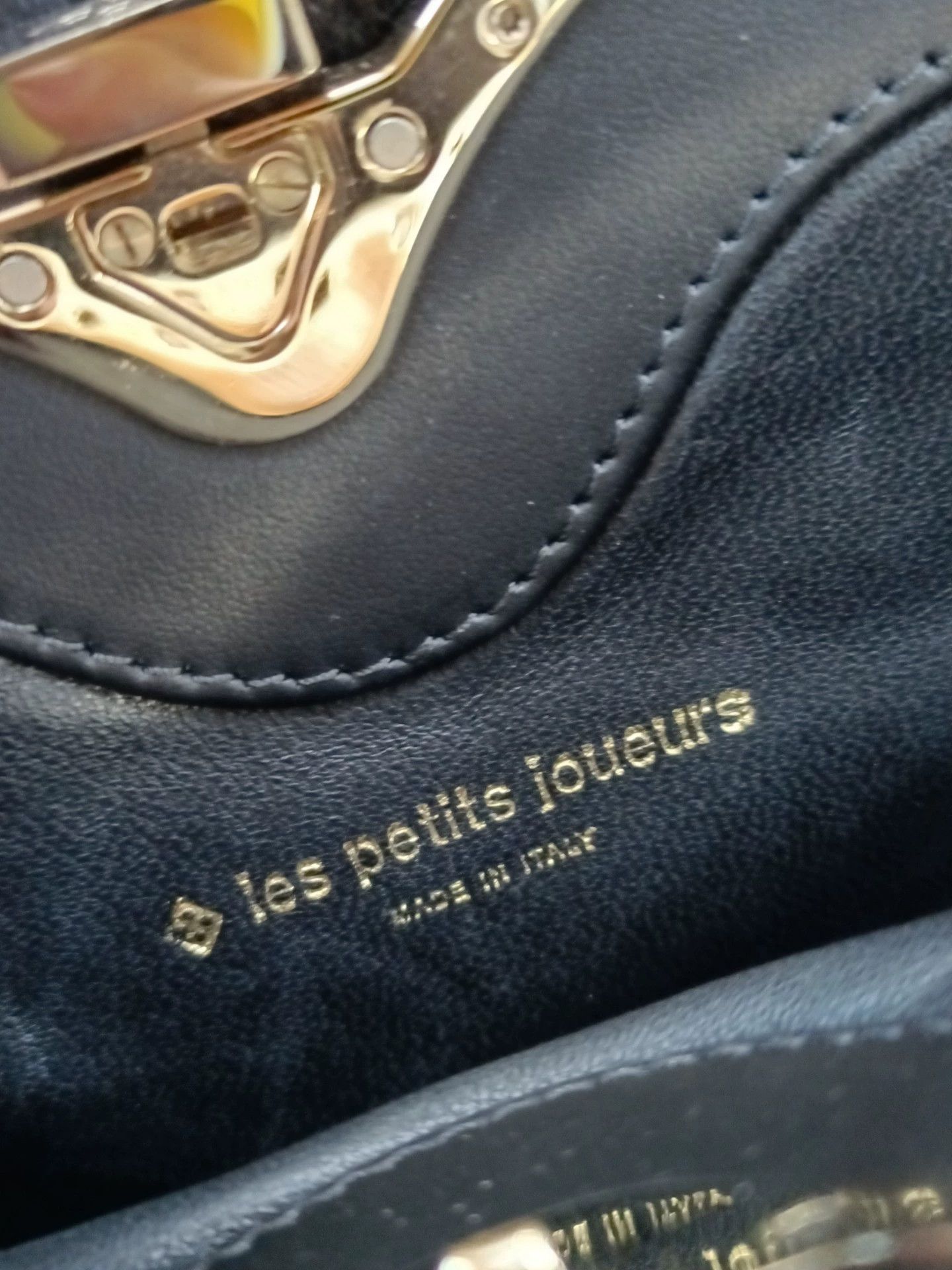 Other Les Petits Joueurs Black Heart Faux Fur Chain Bag Size ONE SIZE - 5 Thumbnail