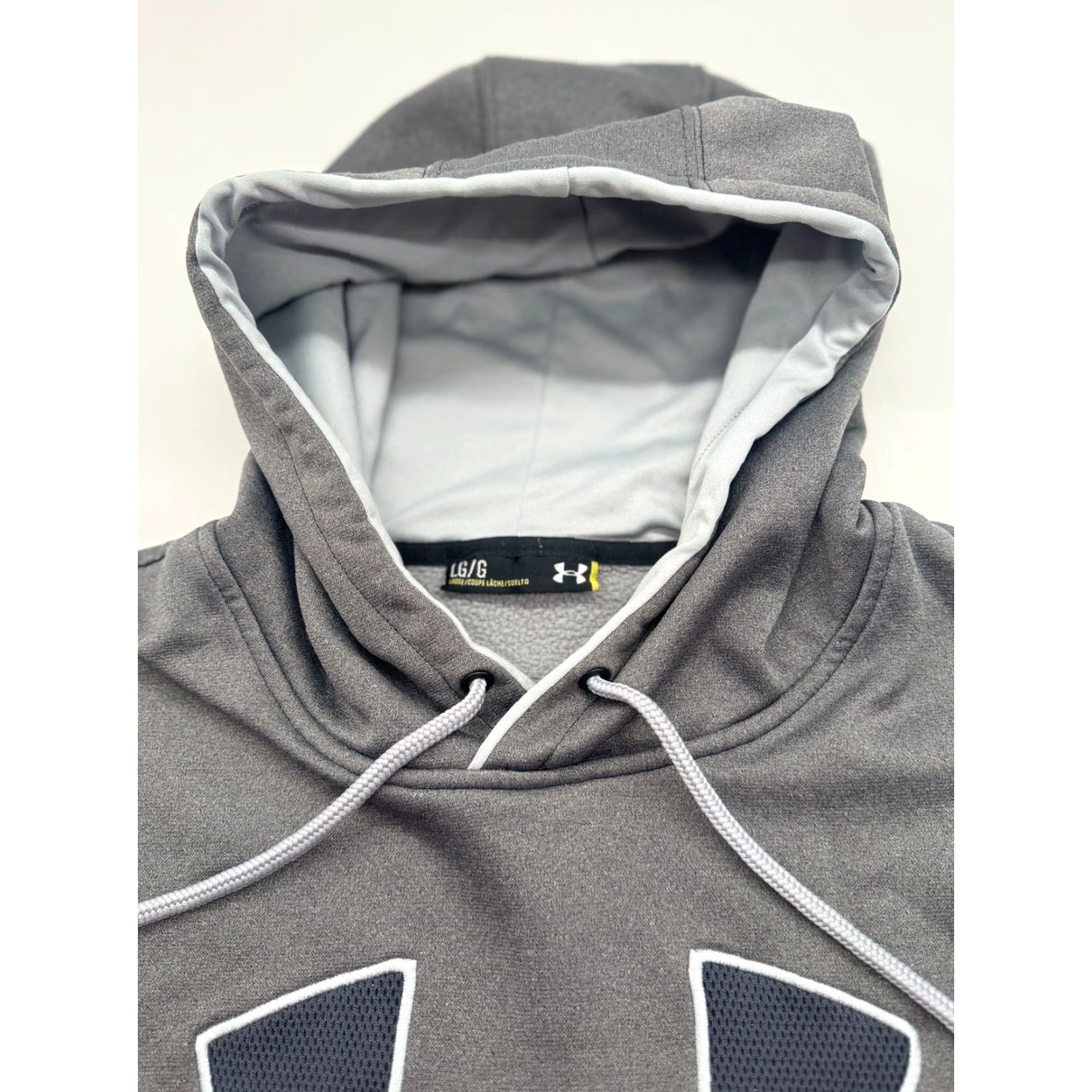 Under Armour VINTAGE Under Armour Storm Mens Hoodie Large Loose Gray Black Pullover Sweatshirt 2497 Size US L / EU 52-54 / 3 - 2 Thumbnail