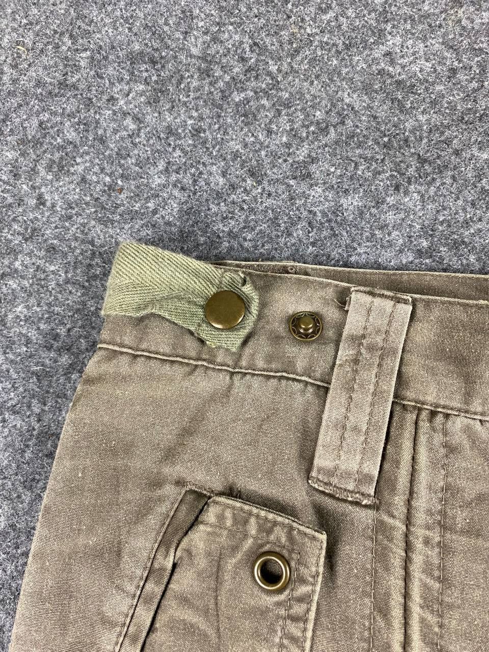 Japanese Brand japanese brand streetwear cargo pants nice design Size US 29 - 13 Thumbnail