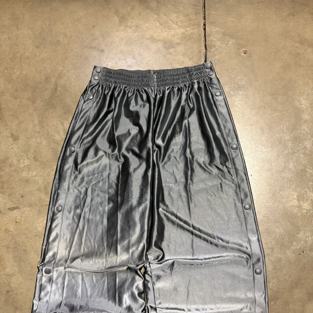 Nike Vintage Nike Side Button Satin Track Pants Tear Away Y2K Size US 29 - 5 Thumbnail
