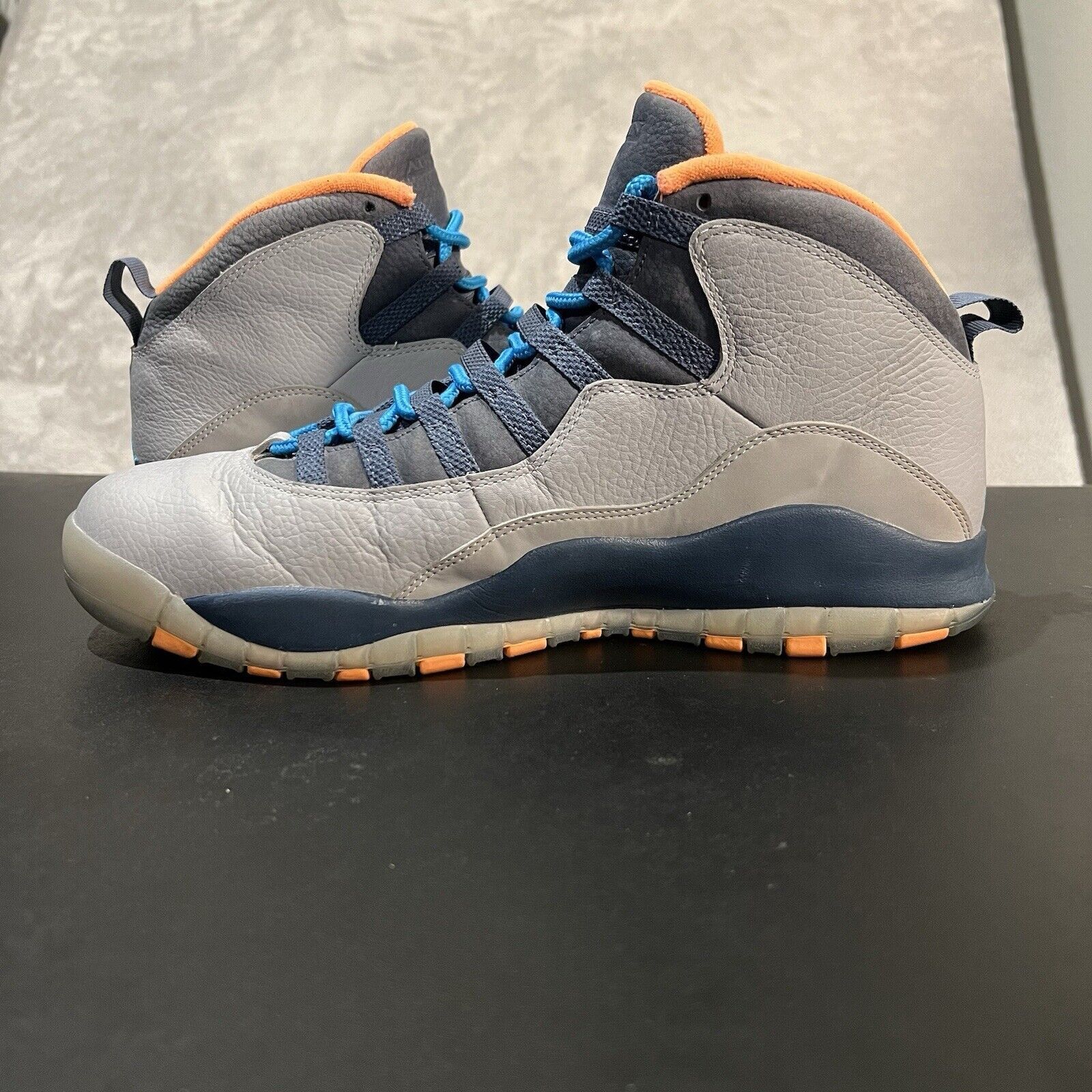 Jordan Brand Jordan 10 Retro Bobcats Men's 13 Wolf Grey 310805-026 Size US 13 / EU 46 - 8 Thumbnail