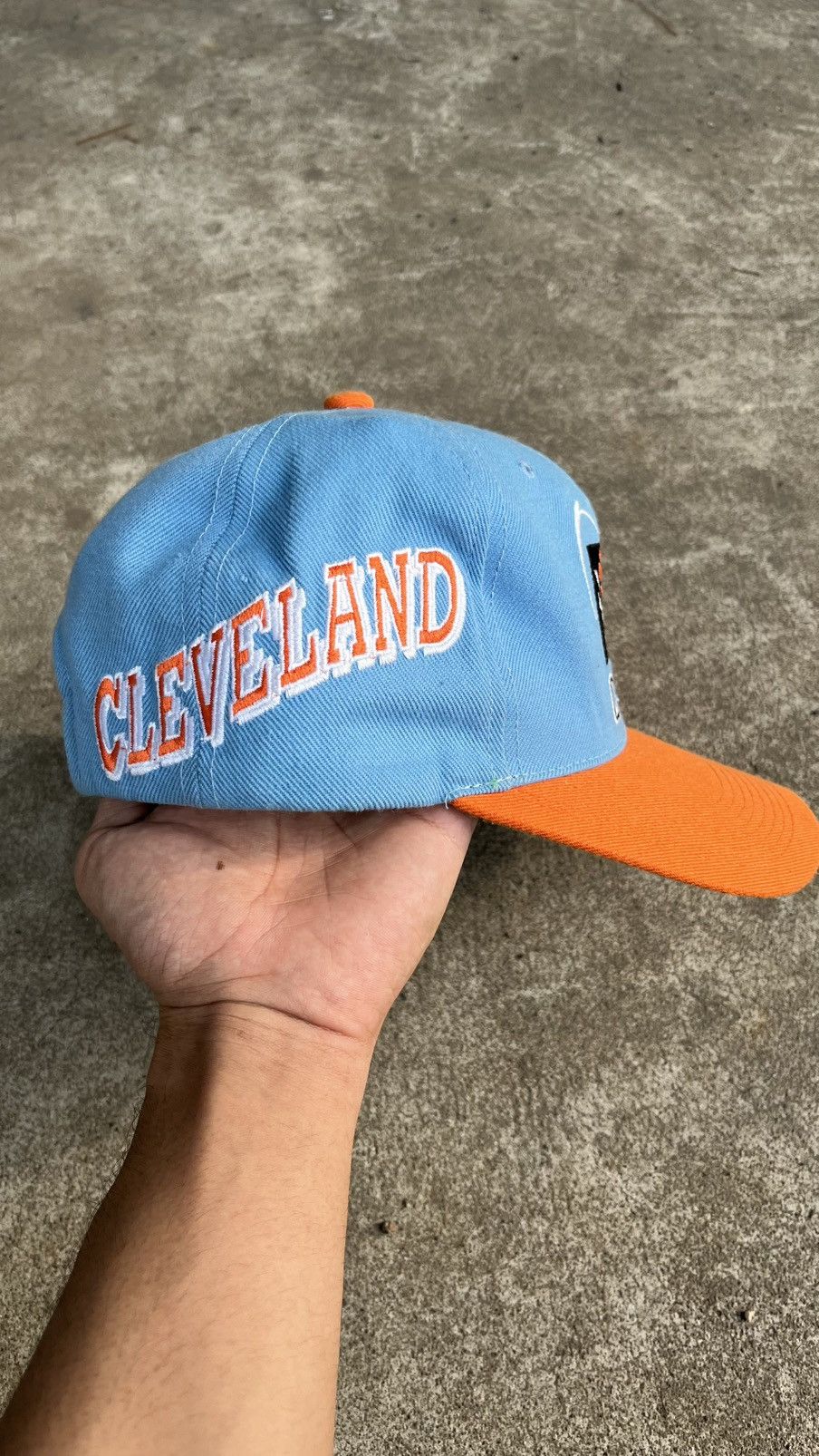 NBA CLEVELAND CAVALIERS Size ONE SIZE - 2 Thumbnail