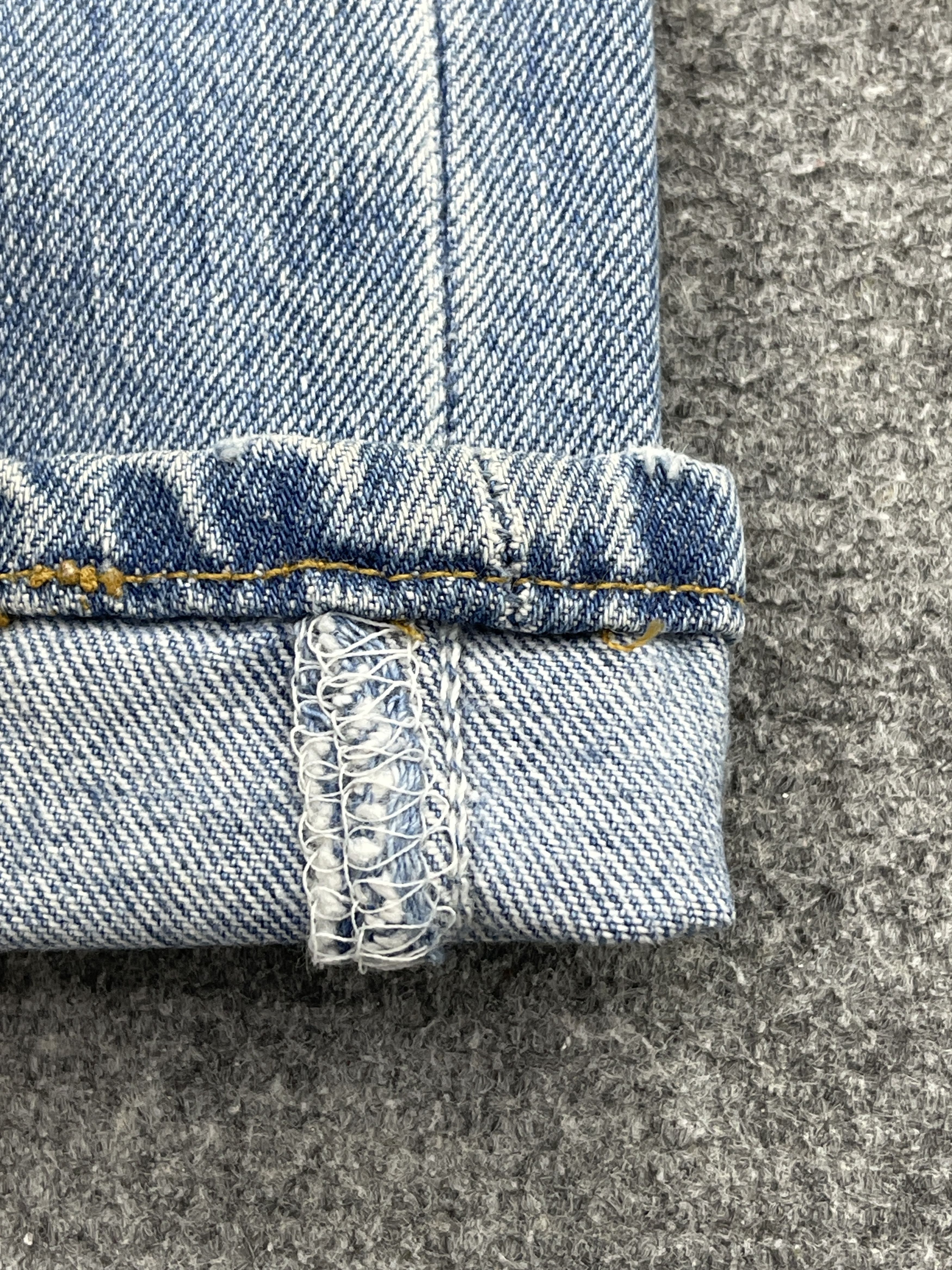 Levi's × Vintage Vintage 90s Levi's 501 Light Washed Jeans Size US 32 / EU 48 - 9 Thumbnail