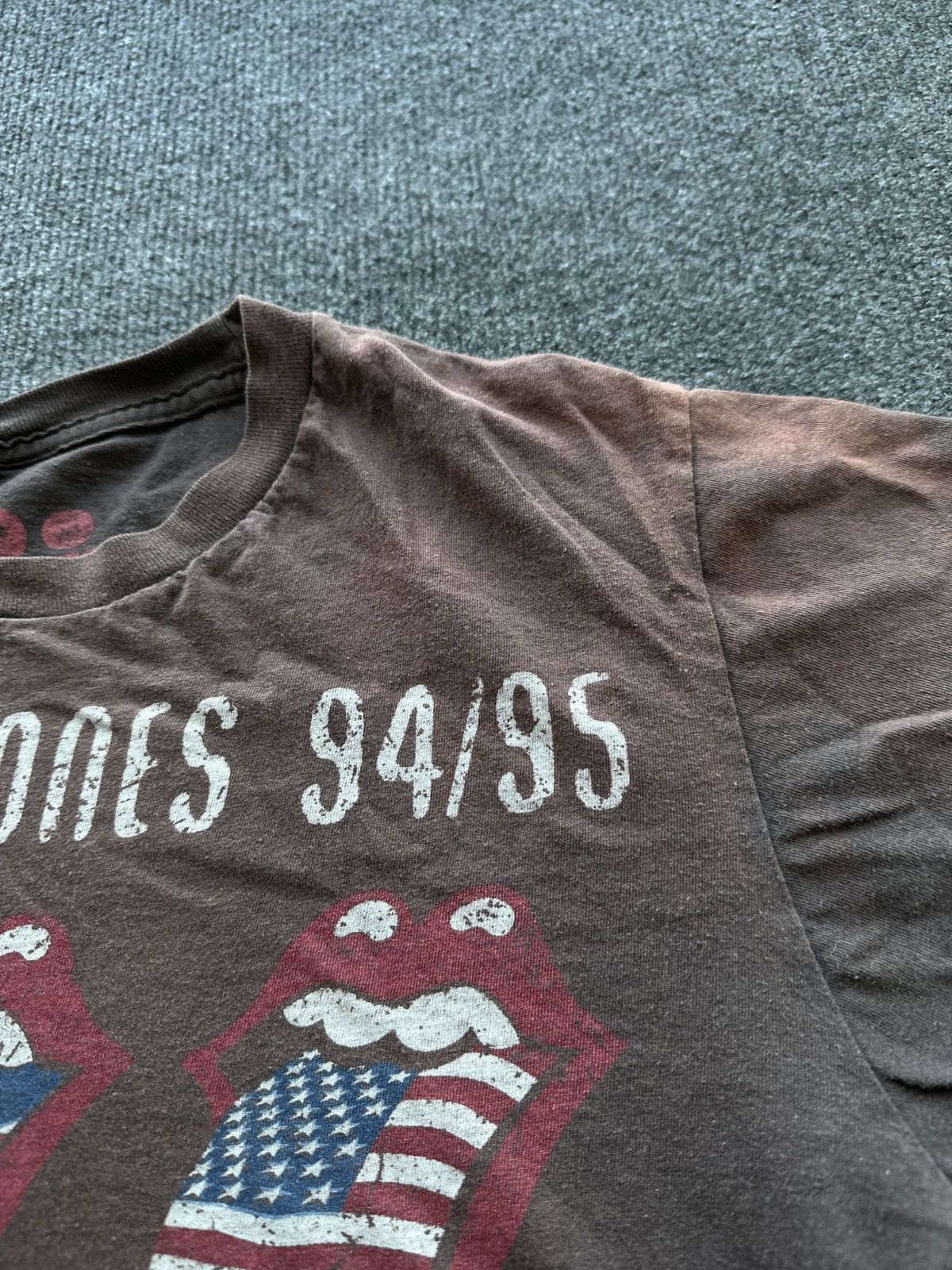 The Rolling Stones 2010🚨The Rolling Stones 94/95 t-shirt faded 2010 boxy band Size US M / EU 48-50 / 2 - 11 Thumbnail