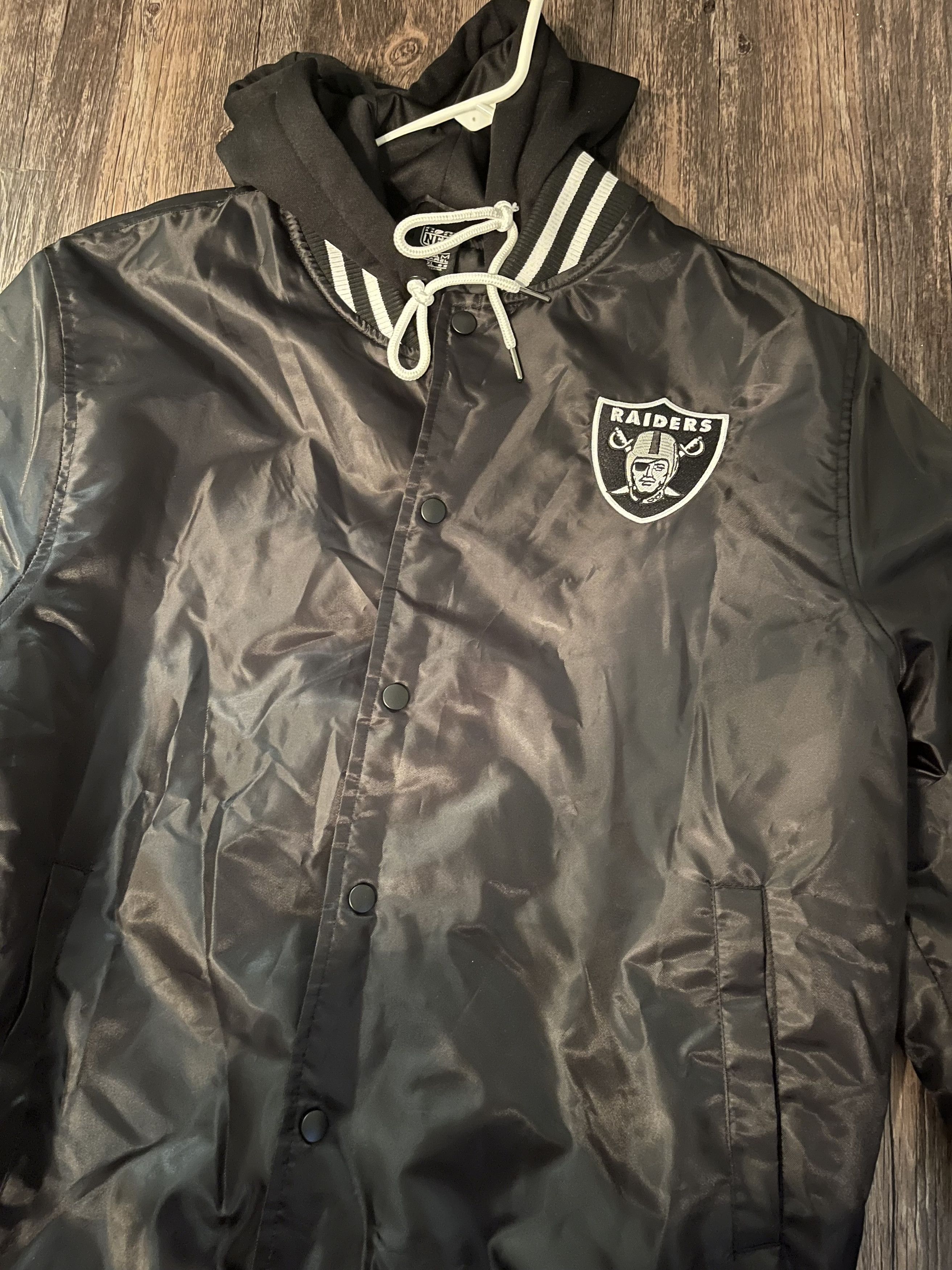 NFL New Raiders Jacket! Size US XL / EU 56 / 4 - 6 Thumbnail
