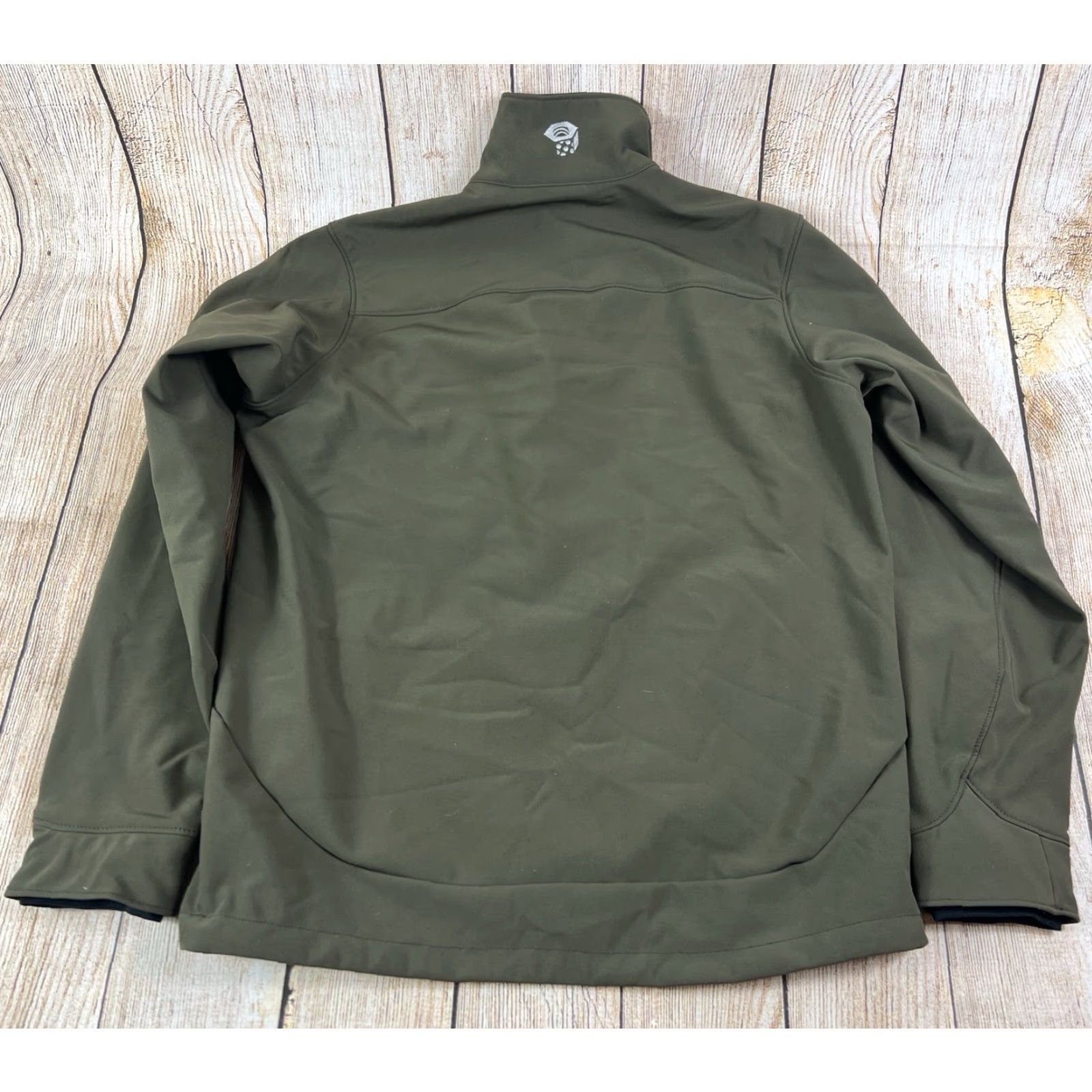Mountain Hardwear VINTAGE Mountain Hardwear Jacket Mens Softshell Windbreaker Green M Full Zip Pockets Embroidered Logo Nylon Polyester Outdoor Shell/Classic Theme Size US M / EU 48-50 / 2 - 2 Thumbnail