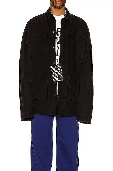 Balenciaga o1bcso1str1124 BB Corp Cargo Shirt in Black Size US XS / EU 42 / 0 - 2 Thumbnail