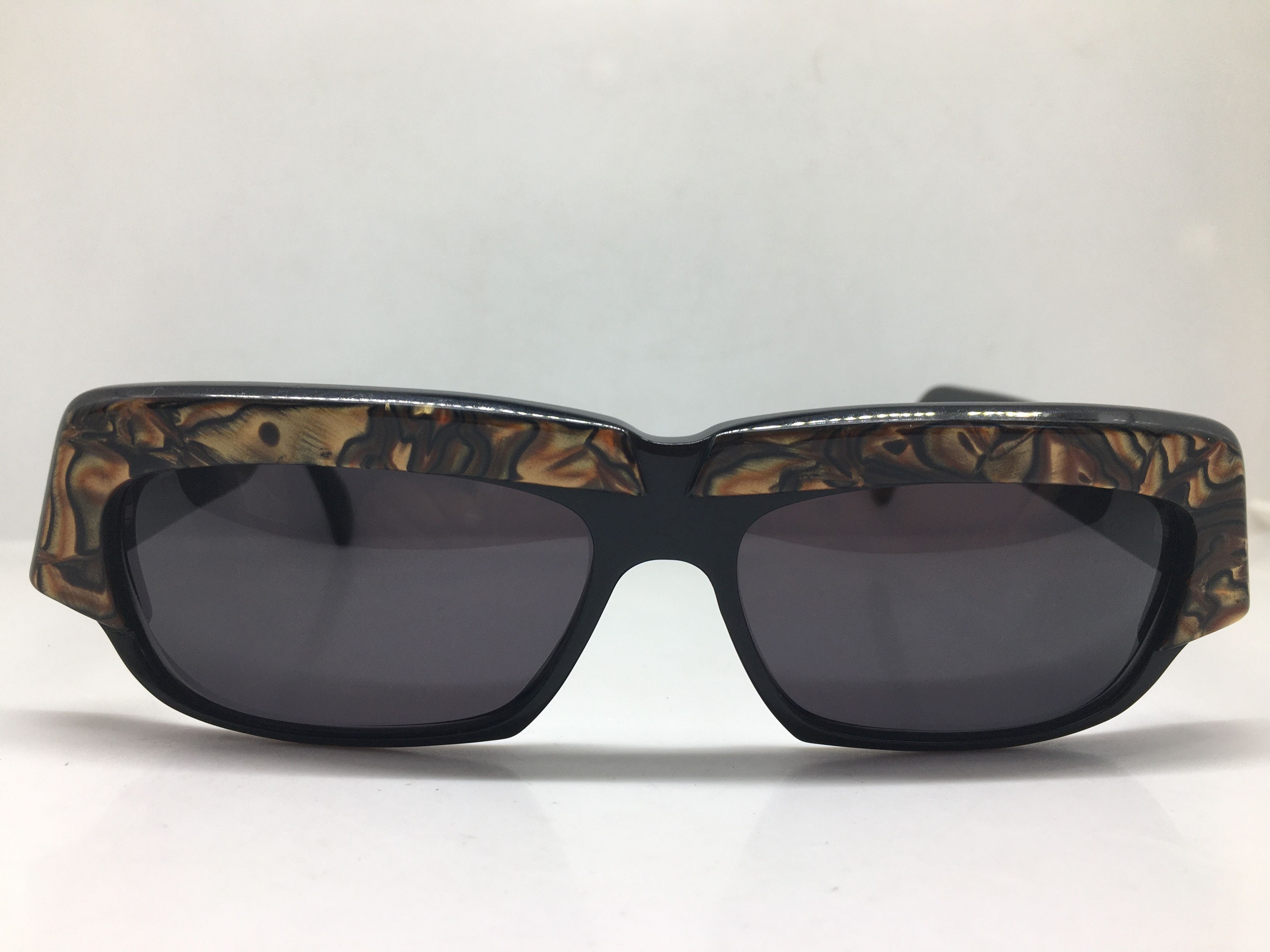 Guess Vintage Guess by George Marciano Model 147 Sunglasses Frame Size ONE SIZE - 1 Thumbnail
