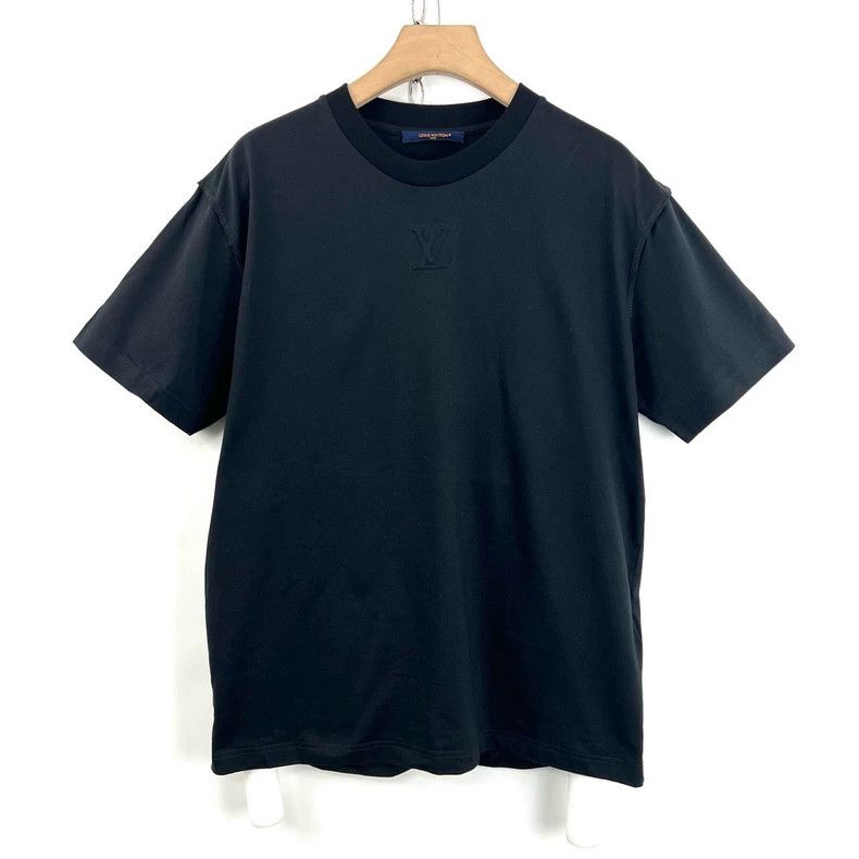 Louis Vuitton Louis Vuitton Black chest embossed logo short sleeve Size US M / EU 48-50 / 2 - 2 Thumbnail