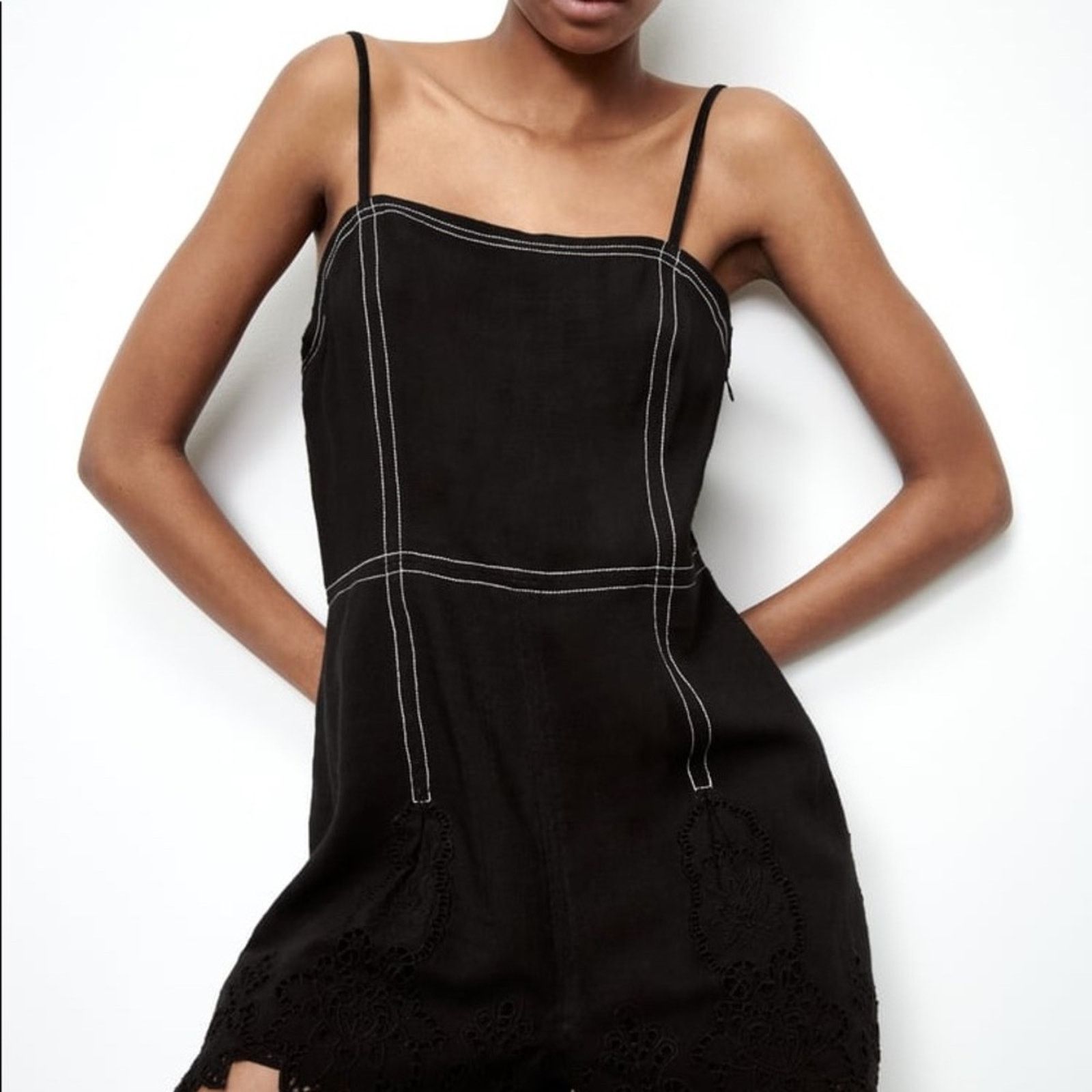 Zara ZARA SHORT JUMPSUIT WITH TOPSTITCHING BLACK Size 26" / US 2 / IT 38 - 3 Thumbnail