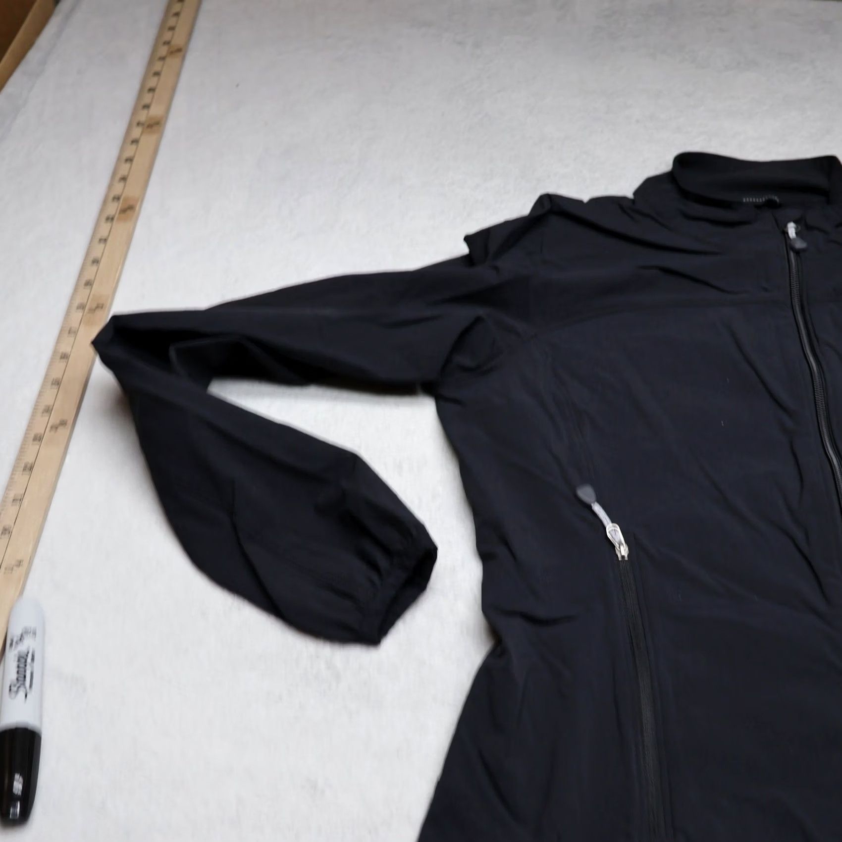 Mountain Hardwear Mountain Hardwear Jacket Womens Medium Black Softshell Wind Rain Full Zip Hiking Size M / US 6-8 / IT 42-44 - 2 Thumbnail