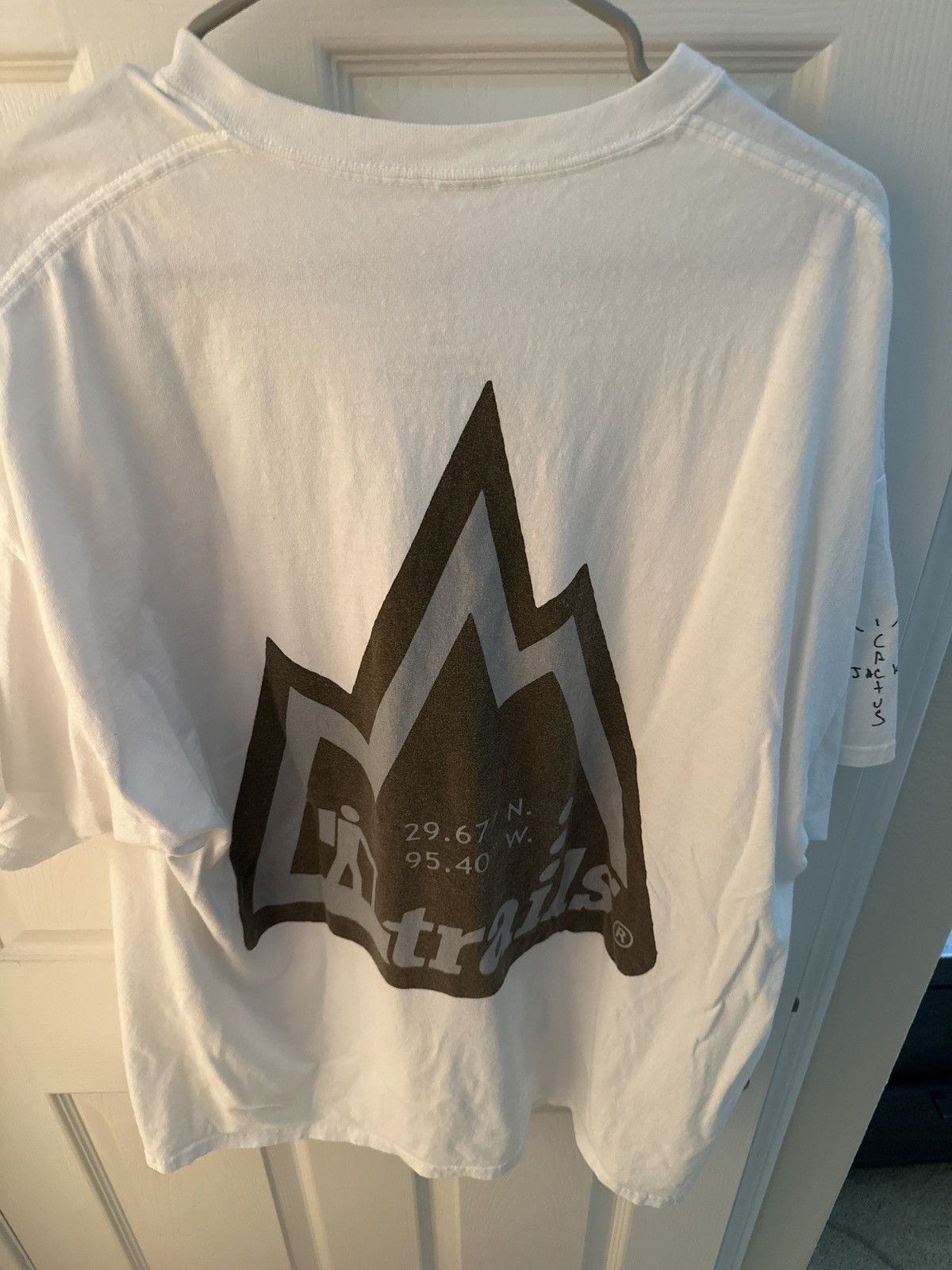 Travis Scott Cactus Jack/Travis Scott T Size US XL / EU 56 / 4 - 2 Thumbnail