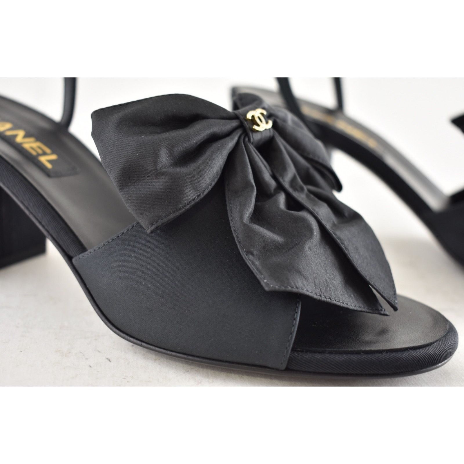 Chanel Chanel 24A Silk Bow Crystal CC Logo Ankle Strap Block Heel Size US 12 / IT 42 - 5 Thumbnail