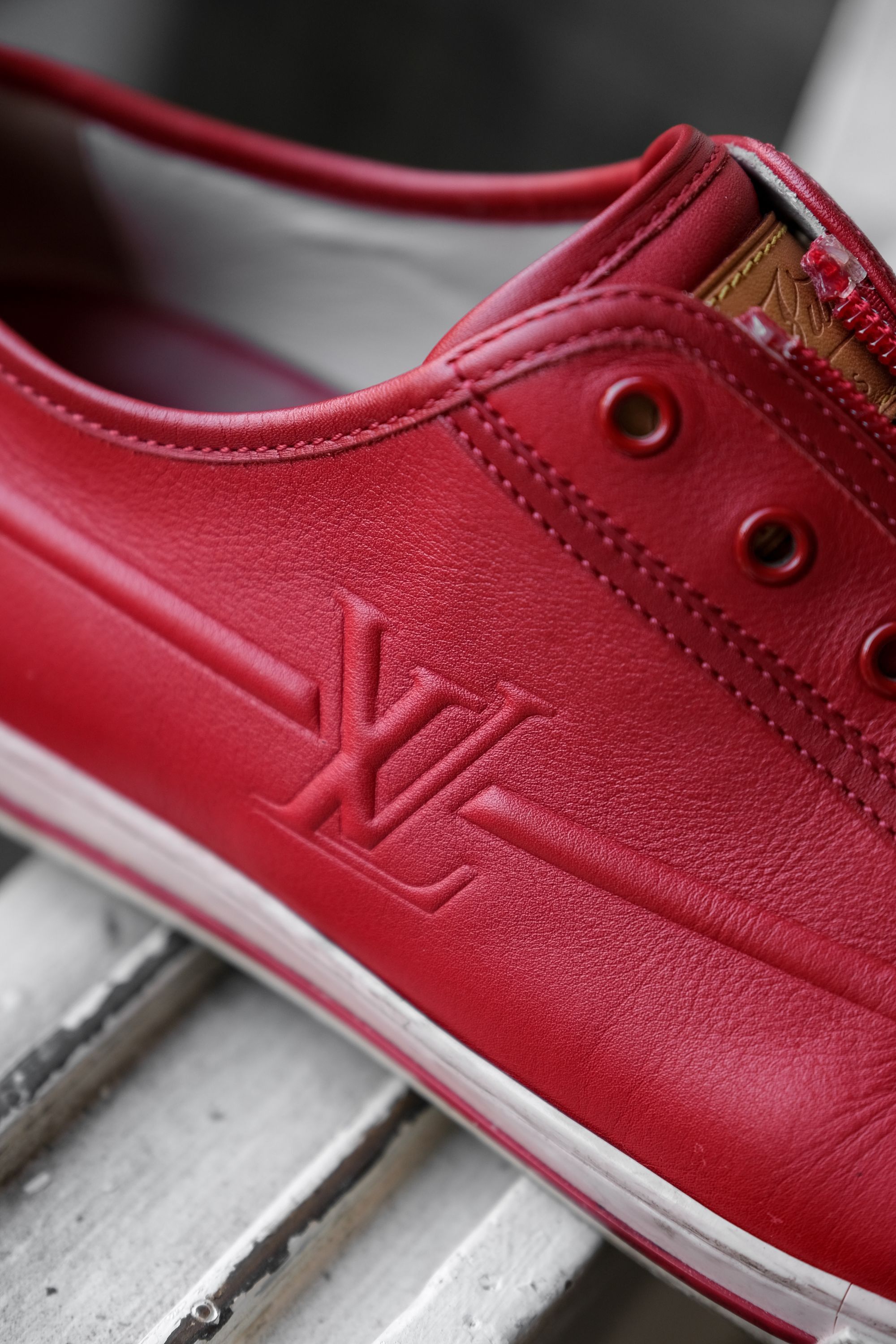 Louis Vuitton LOUIS VUITTON Zip-up Leather Sneakers Size US 8 / EU 41 - 8 Thumbnail