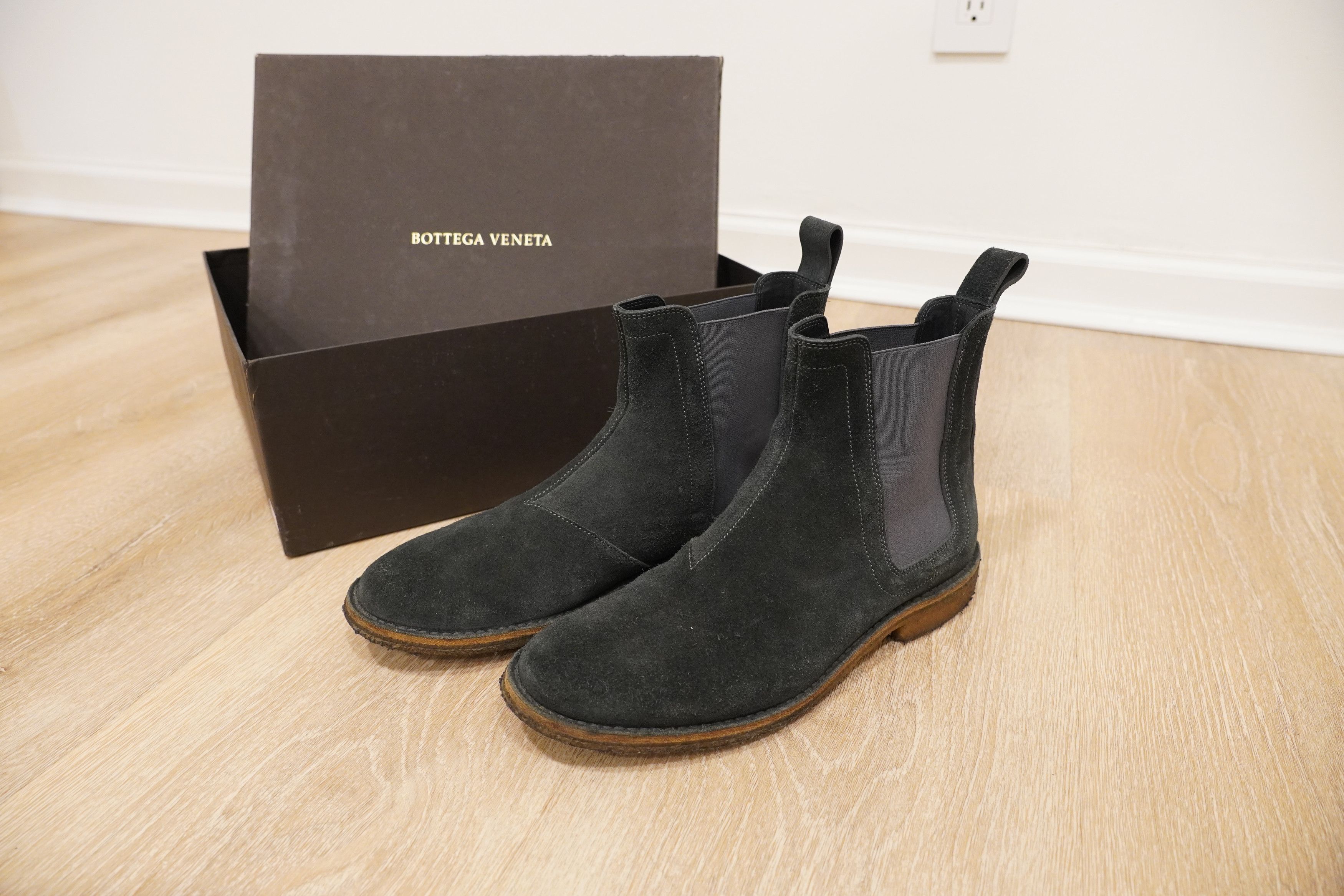 Bottega Veneta Chelsea Boots - Size 41