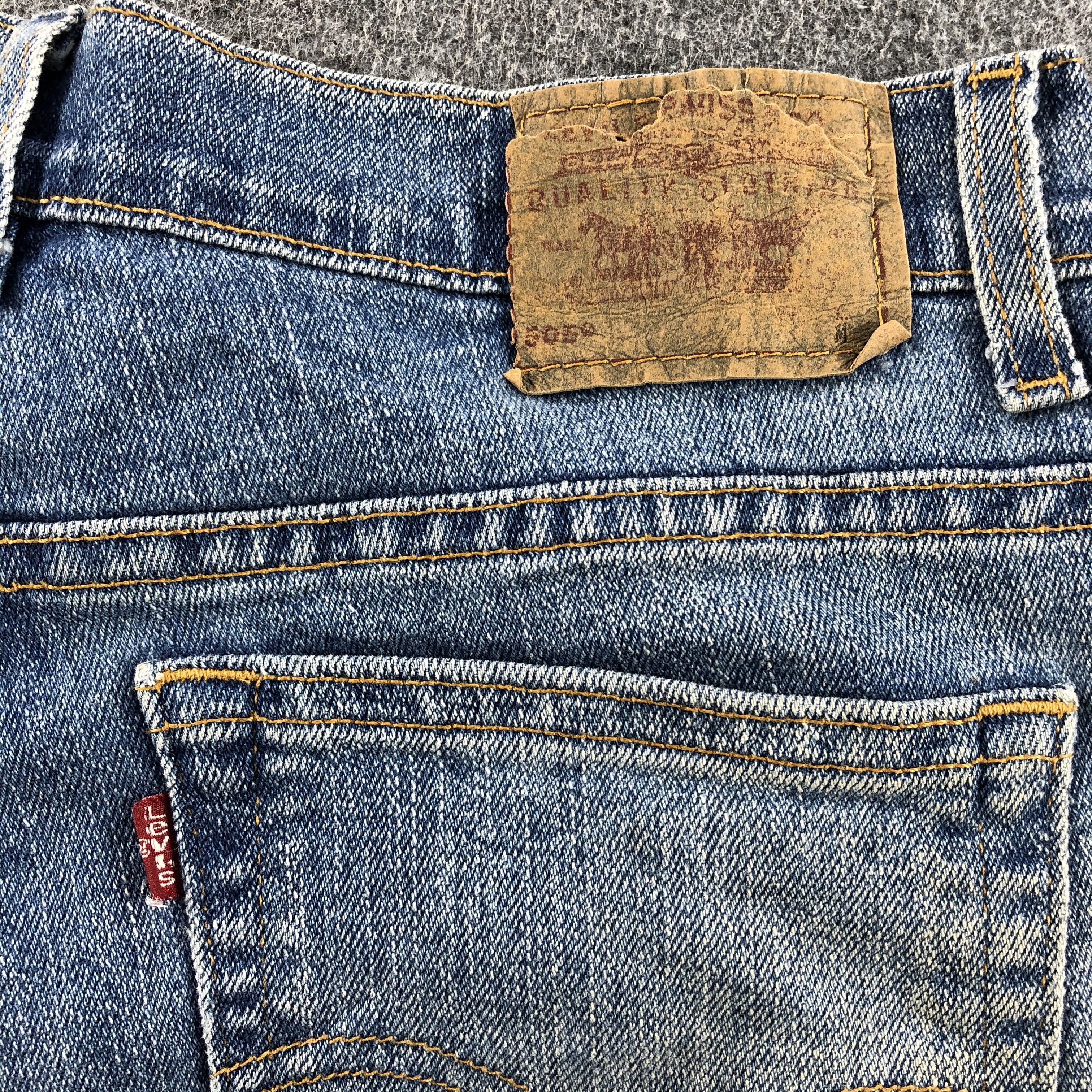 Levi's Vintage Levis 505 Jeans- J1308 Size US 29 - 5 Thumbnail