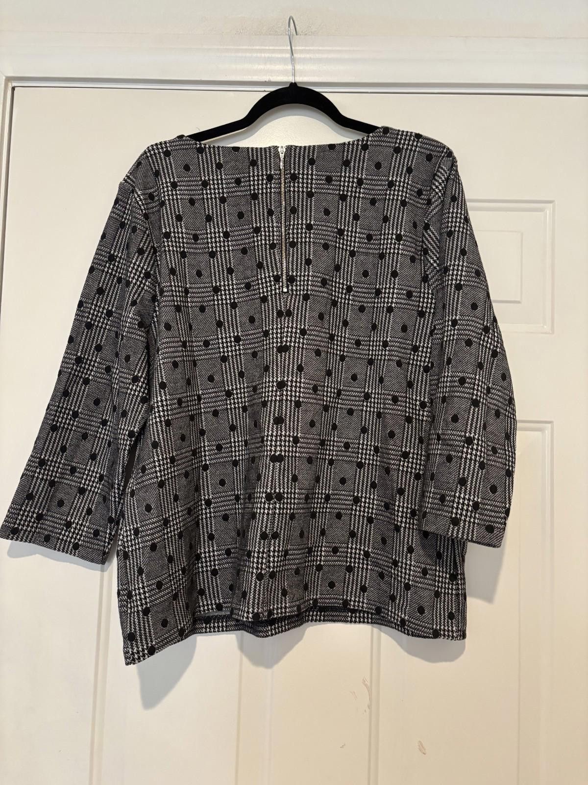 Designer Women's black /white Talbots zipper up sweater sz XL #609 Size XL / US 12-14 / IT 48-50 - 3 Thumbnail