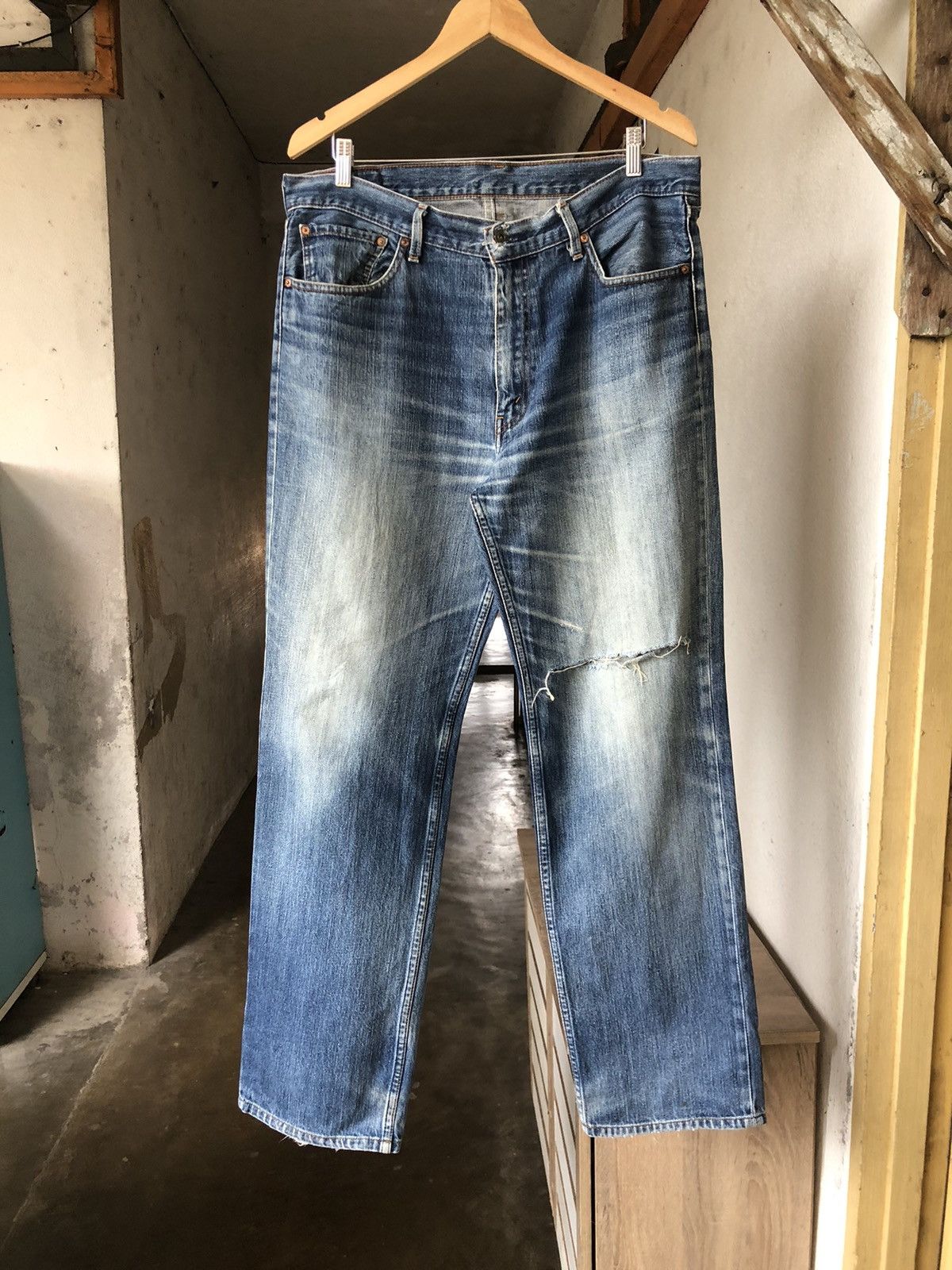 Levi's Vintage Levis 502 Flare Straight Cut Distressed Jeans Size US 37 - 1 Thumbnail