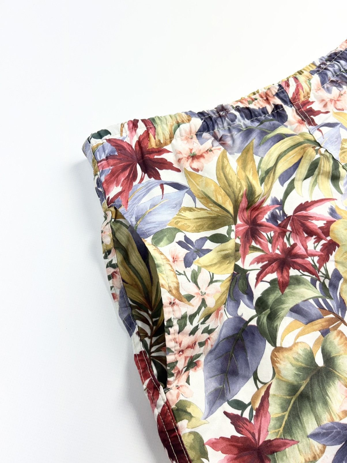Chanel × Christian Dior Monsieur × Louis Vuitton Vintage floral swim shorts Christian Dior rare item Size US 34 / EU 50 - 7 Thumbnail