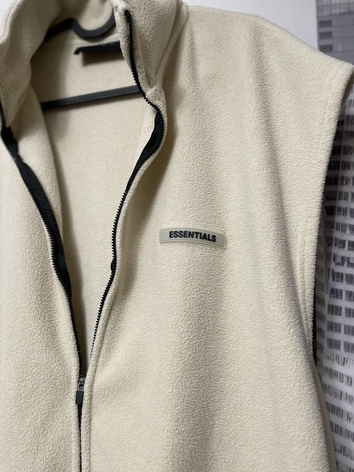 Fear of God Fear of God Essentials Polar Fleece Cream SZ Small 🔥 Size US S / EU 44-46 / 1 - 2 Thumbnail