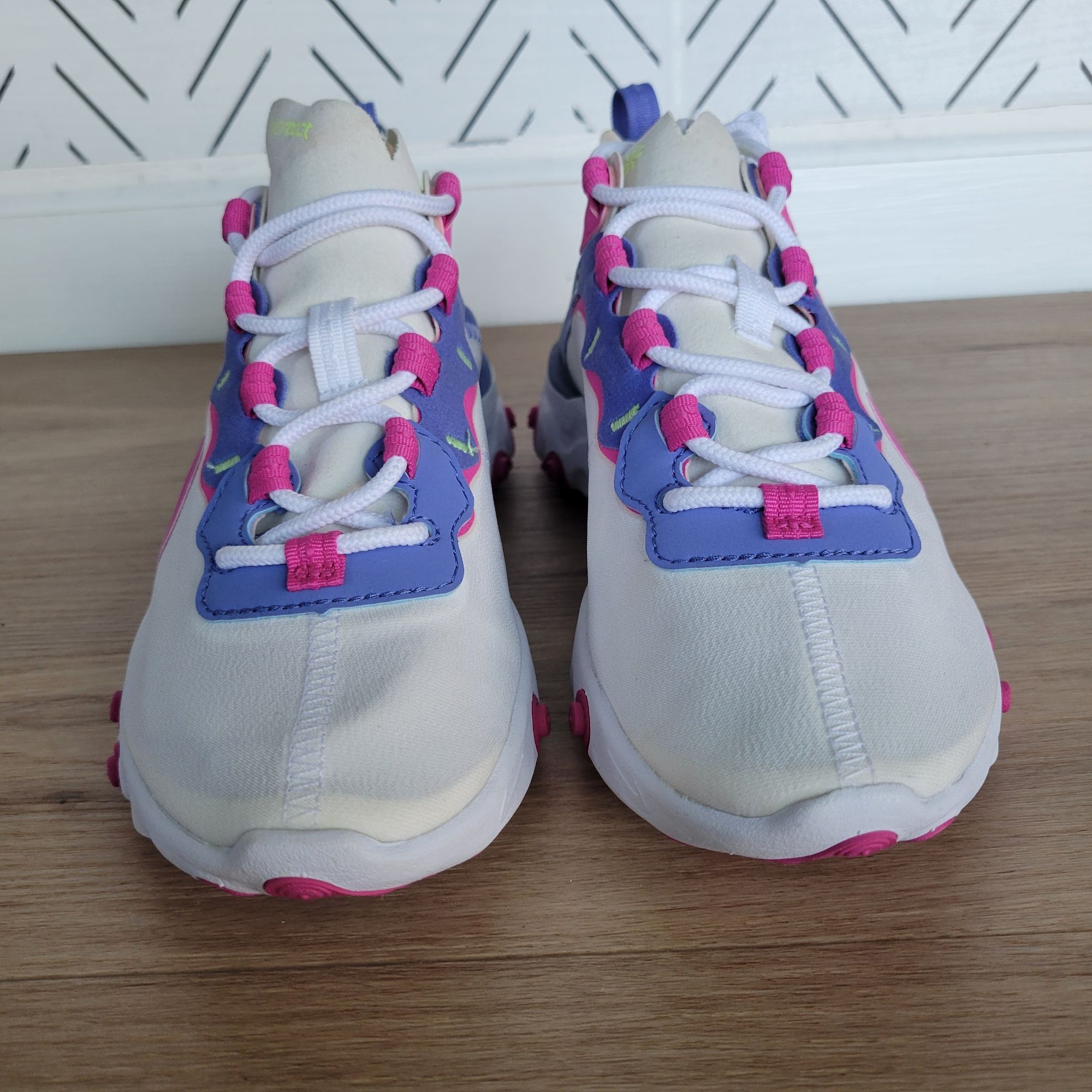 Nike ⭐Nike React Element 55 Womens Athletic Running Shoes 5 Whit Size US 5 / IT 35 - 3 Thumbnail