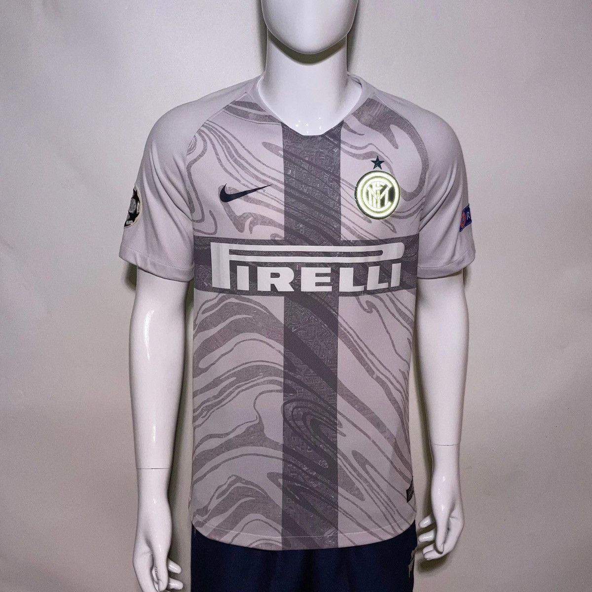 Nike 2018-19 Inter Milan Third Nike 918997-092 Size US S / EU 44-46 / 1 - 1 Thumbnail