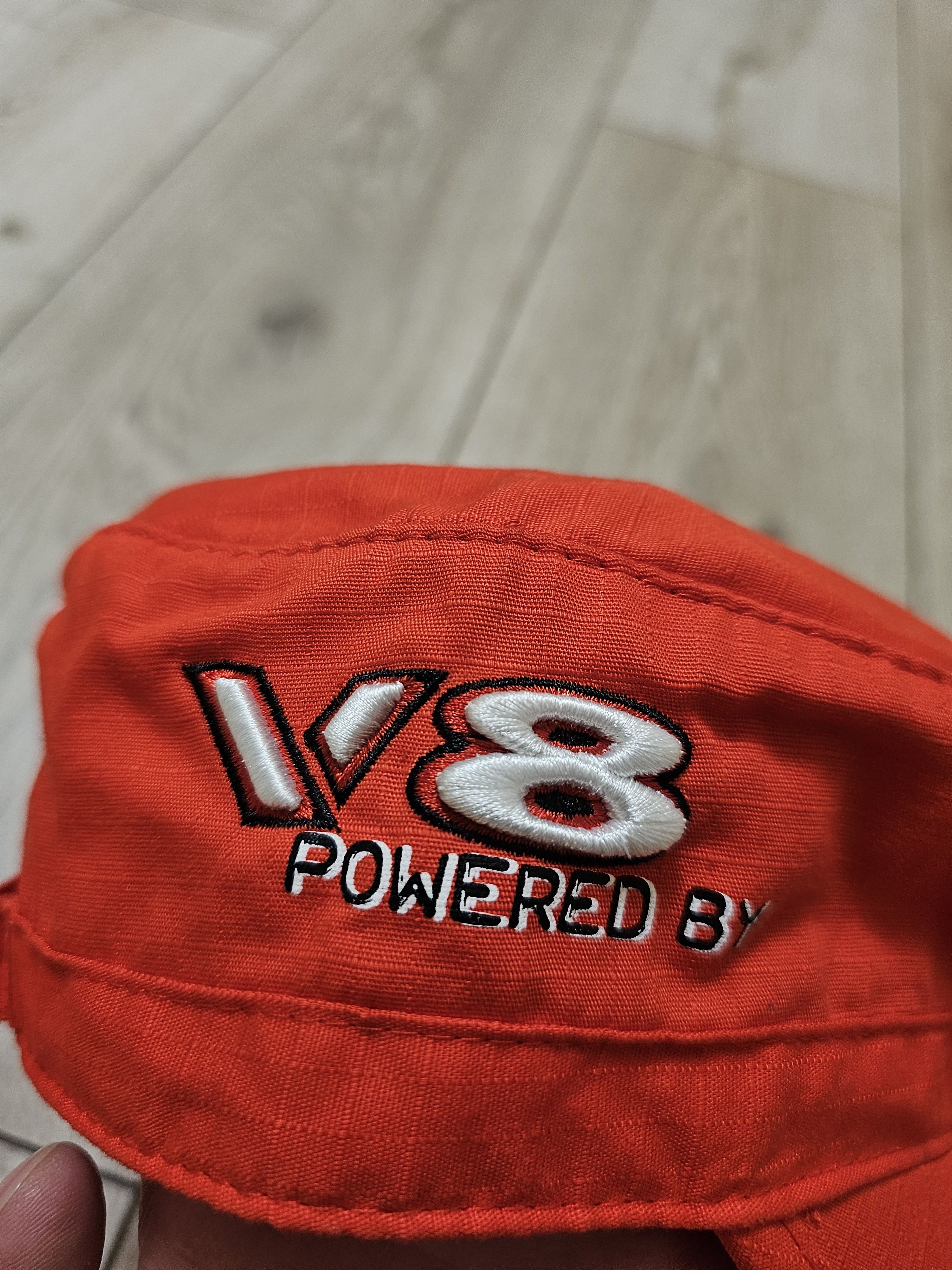 Ferrari × Formula 1 FERRARI CAP RED V8 PWERED BY CAP F1 CAP FORMULA 1 CAP F1 Size ONE SIZE - 6 Thumbnail