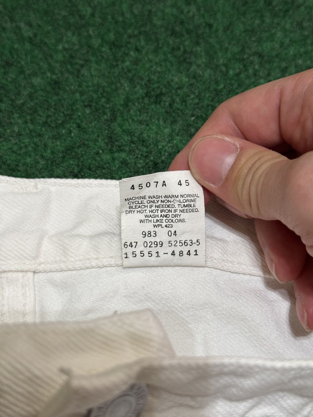 Levi's Vintage Clothing Vintage 90s Levi’s 550 Relaxed 10 30x32 White Denim Jeans Size 32" / US 10 / IT 46 - 5 Thumbnail