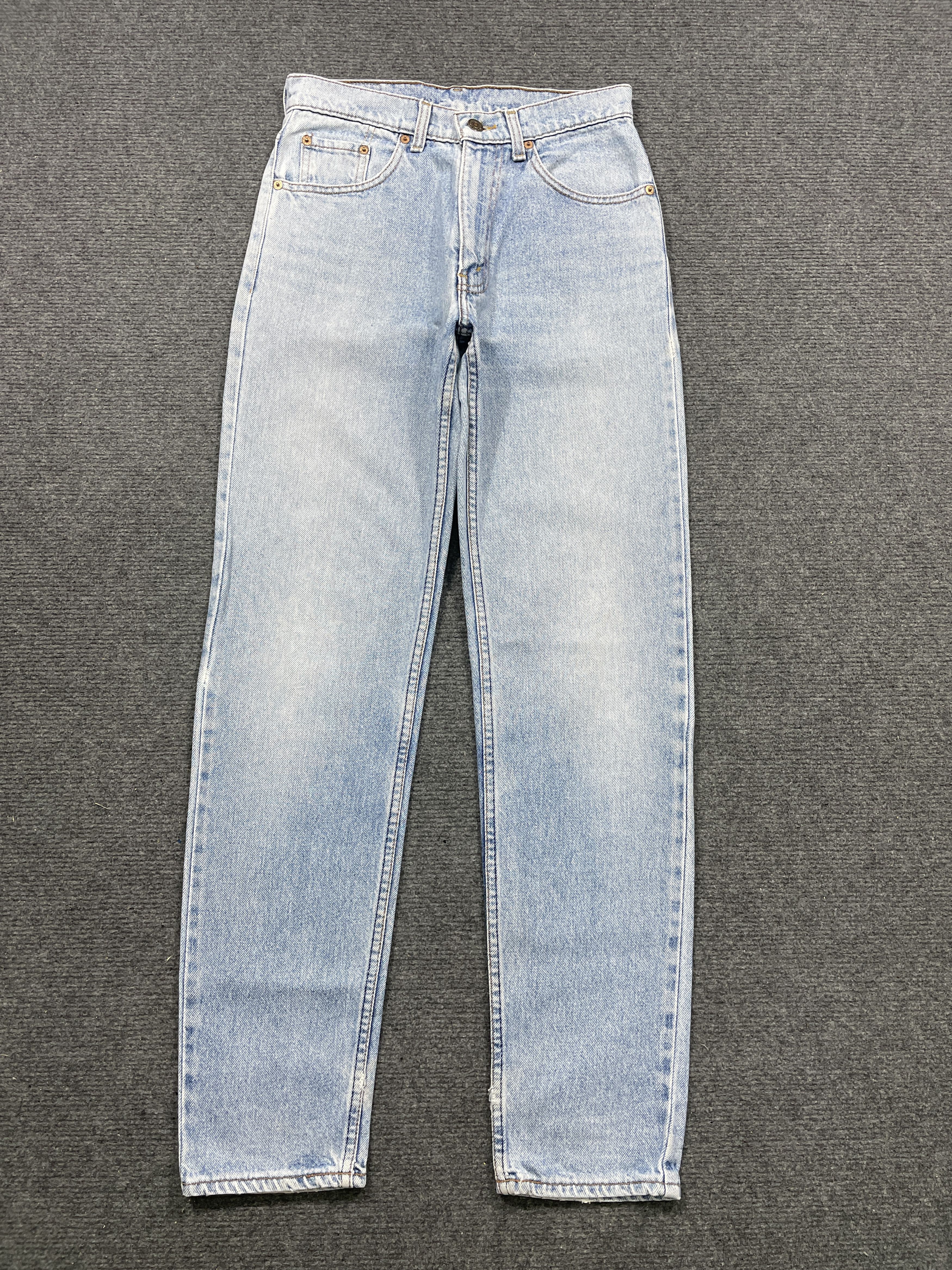 image of 90's Levis 505 Light Wash Jeans in Blue Denim, Men's (Size 27)