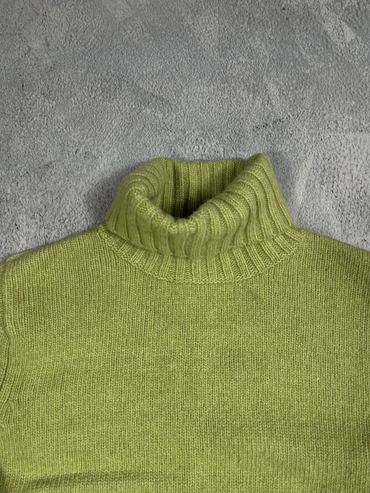 DKNY Vintage Y2K DKNY Japanese wool 00s style sweater M Size US M / EU 48-50 / 2 - 4 Thumbnail