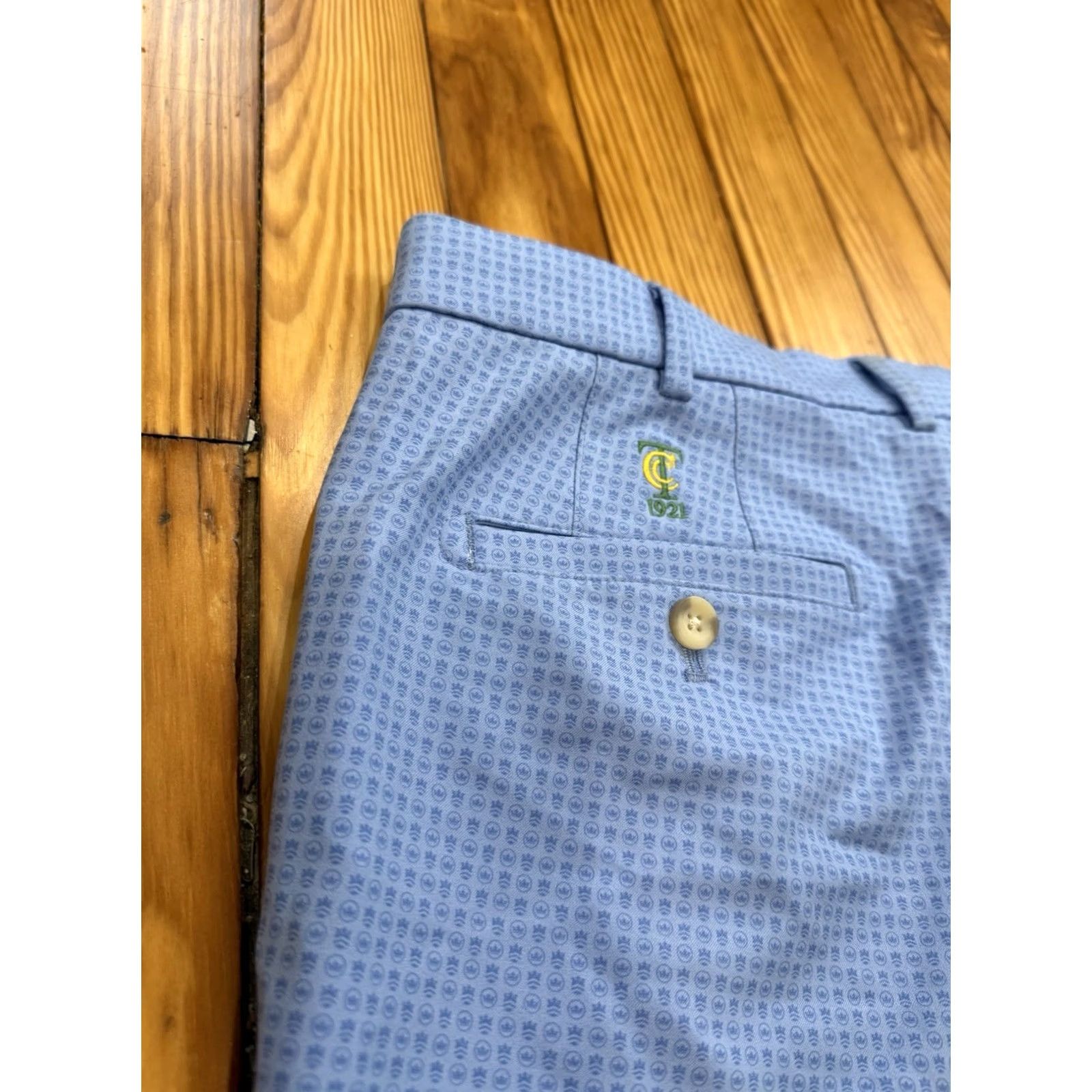 Peter Millar Peter Millar Golf Shorts Men 40 Salem Performance All Over Print 9" Tavistock CC Size US 40 / EU 56 - 3 Thumbnail