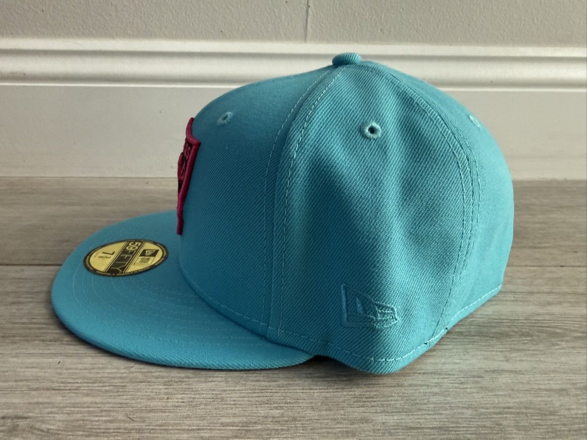 NFL × New Era Las Vegas Raiders New Era Neon Blue Vice Fitted Sz 7 3/8 Size ONE SIZE - 4 Thumbnail