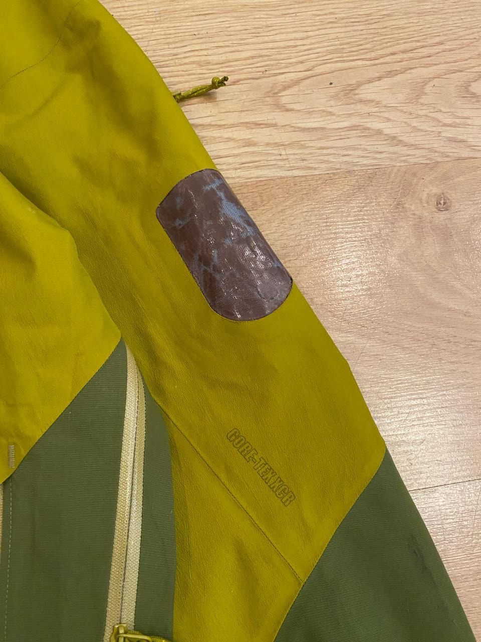 Arc'teryx Arcteryx Alpha SV Gore-Tex Jacket Vintage Technical Outdoor Size US L / EU 52-54 / 3 - 6 Thumbnail