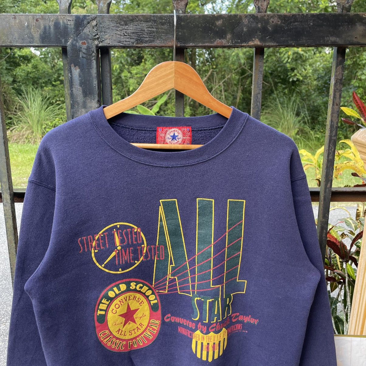 Converse 🔥Vintage 1993 Converse Big Clock Logo Sweatshirts Size US M / EU 48-50 / 2 - 4 Thumbnail