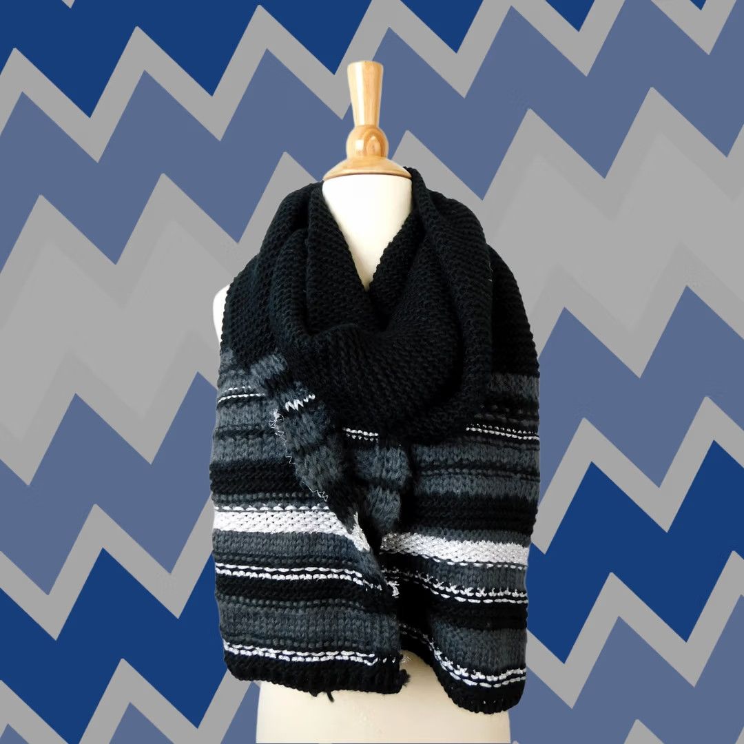 Vintage INC Metallic Stripe Chunky Knit Crochet Scarf Black-Gray Women's Oversized 80" Neck Warmer Knit Acrylic B/W Size ONE SIZE - 1 Thumbnail