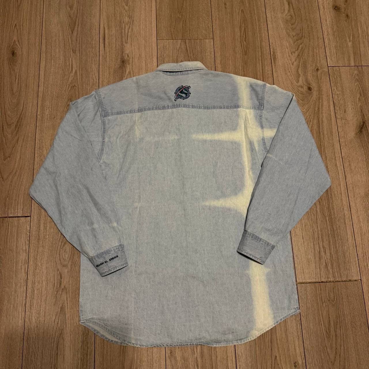 Hard Rock Cafe vintage hard rock cafe denim shirt size L Size US L / EU 52-54 / 3 - 8 Thumbnail